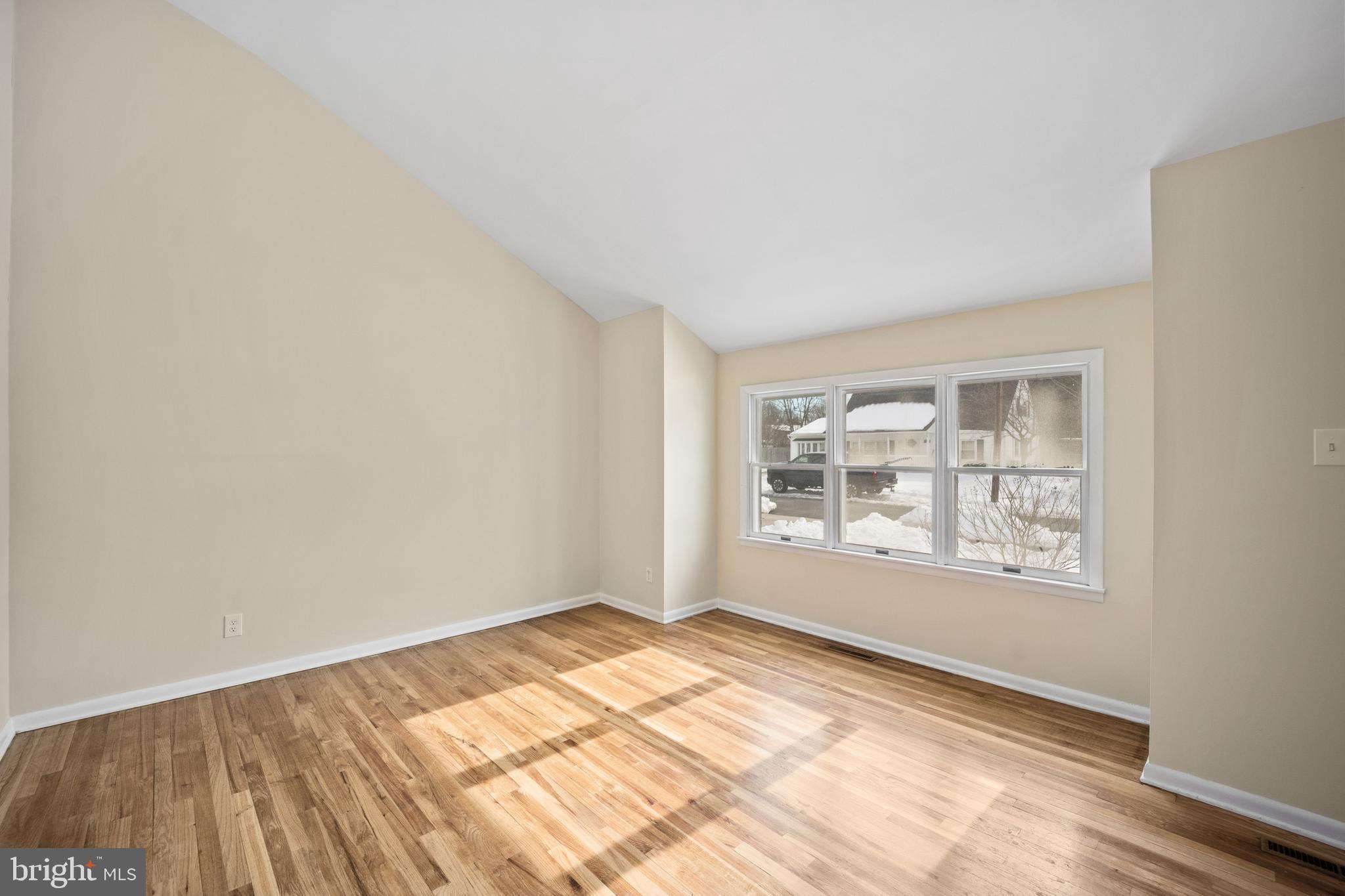 ROBSCOTT MANOR - Residential