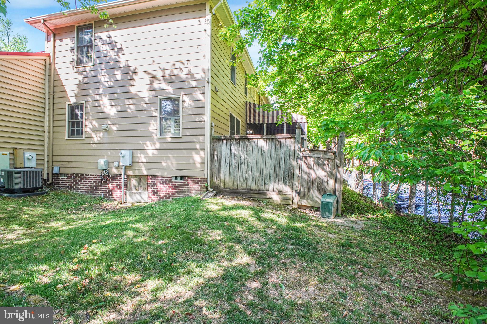 DOWNTOWN FREDERICKSBURG - Residential