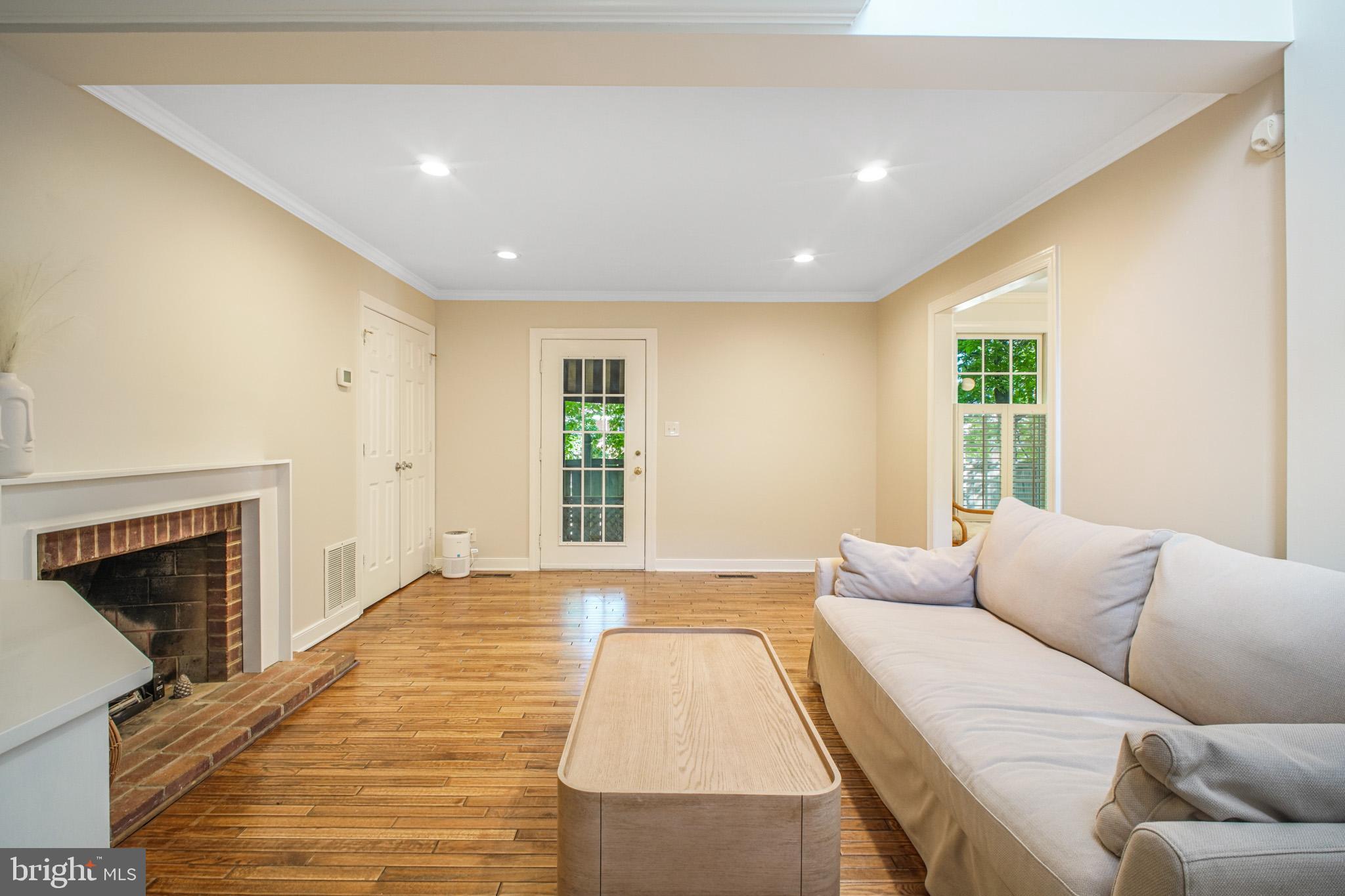 DOWNTOWN FREDERICKSBURG - Residential