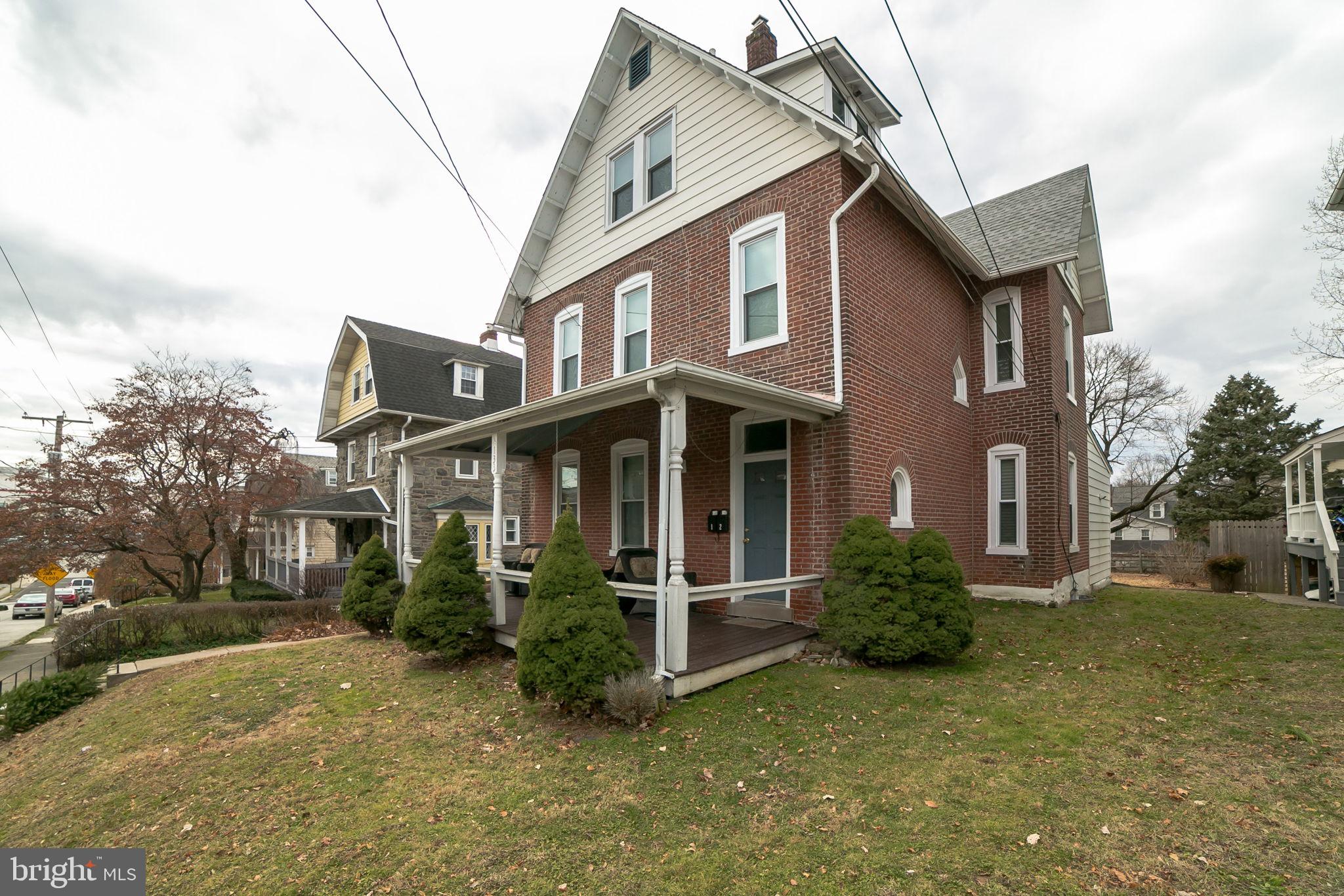 Welcome to 133 Cedar Street. This Unit is located on the 2nd and 3rd floor. It has 3 spacious bedrooms 2 full bathroom and an eat-in kitchen. The property is within walking distance to the main strip of Jenkintown, where you can enjoy a variety bars, restaurants and shopping. Pets are a case by case basis.