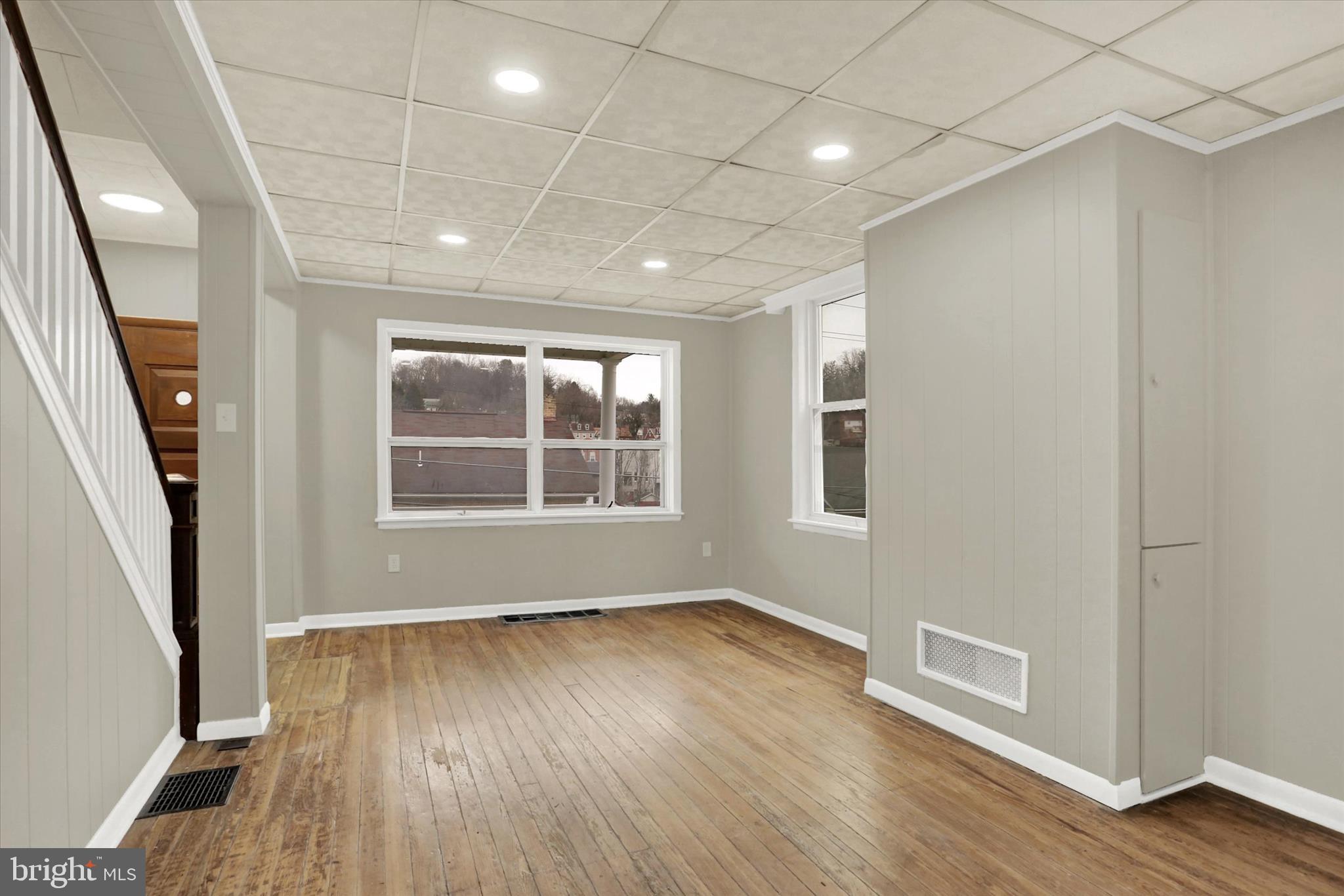 GLEN ROCK BORO - Residential