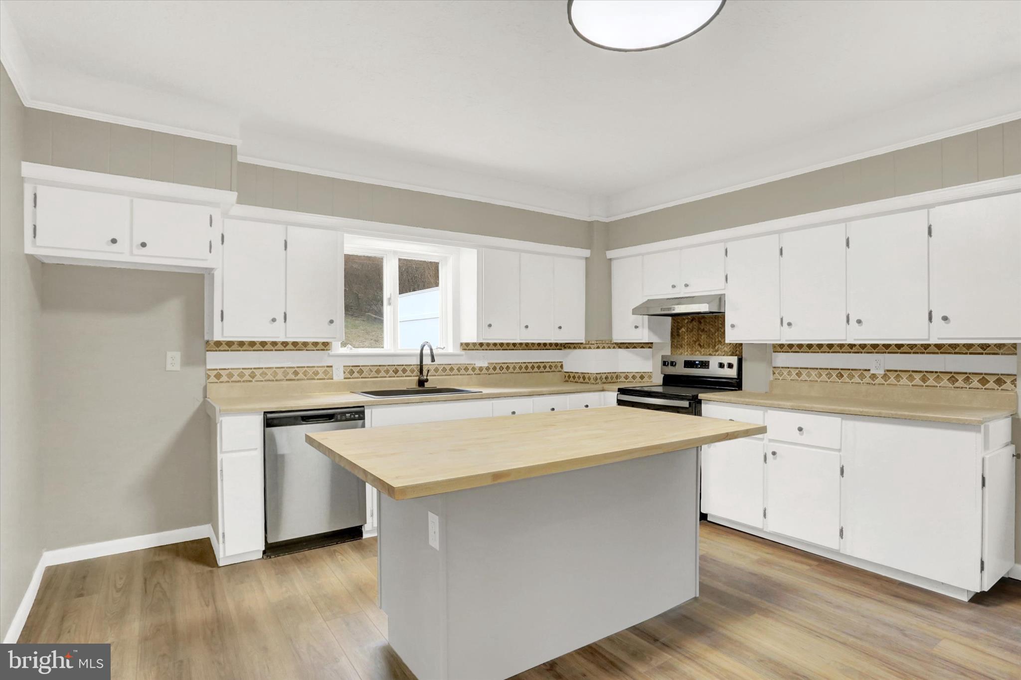 GLEN ROCK BORO - Residential