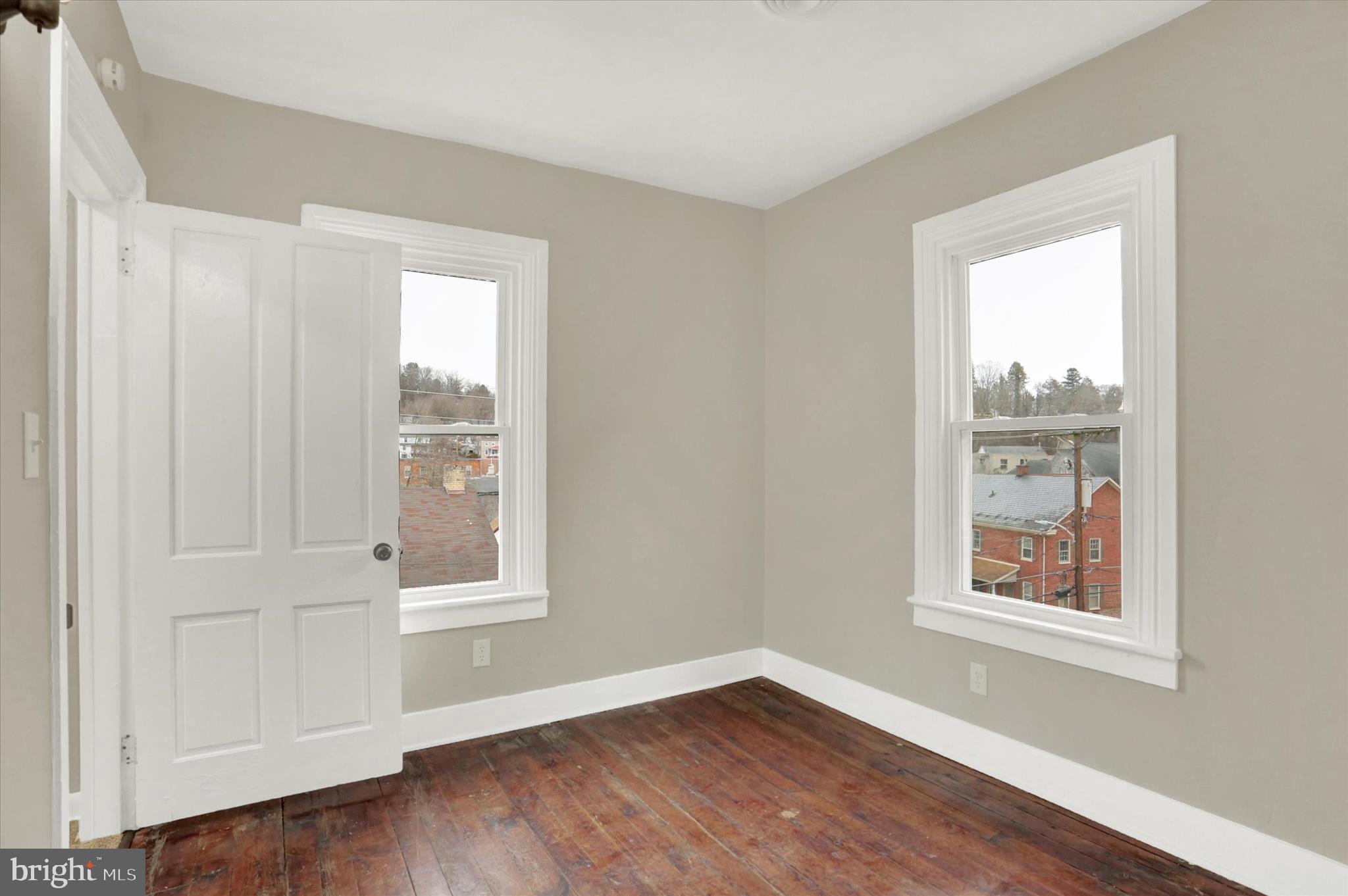 GLEN ROCK BORO - Residential