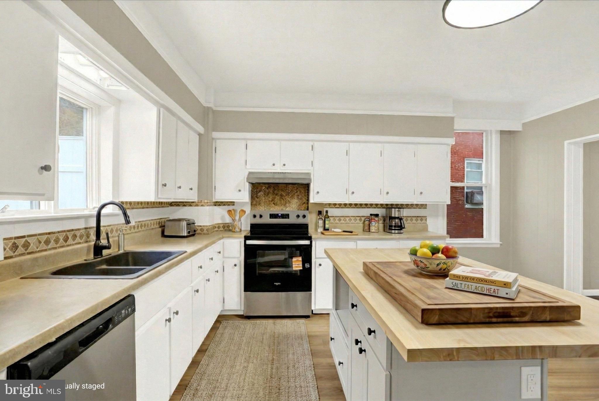 GLEN ROCK BORO - Residential