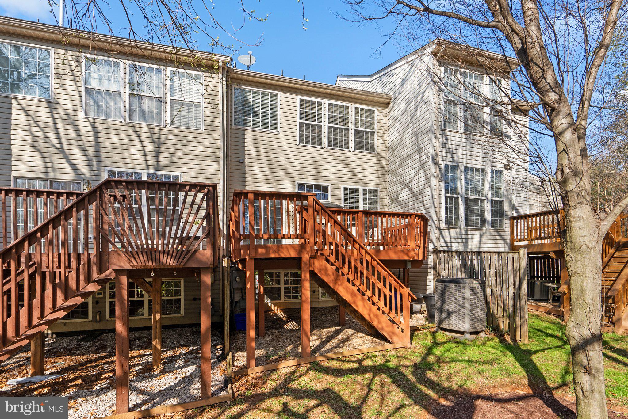 KINGSVIEW VILLAGE - Residential