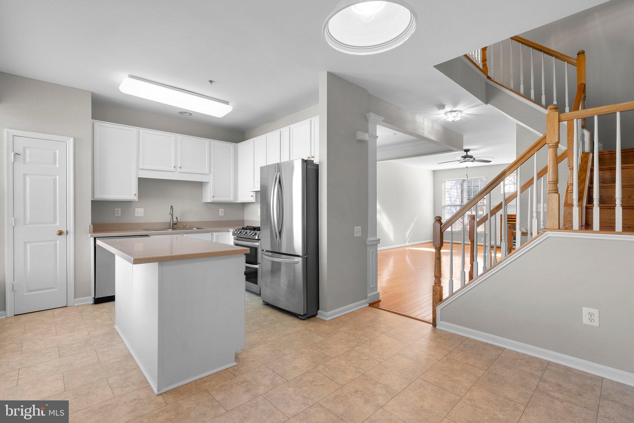 KINGSVIEW VILLAGE - Residential