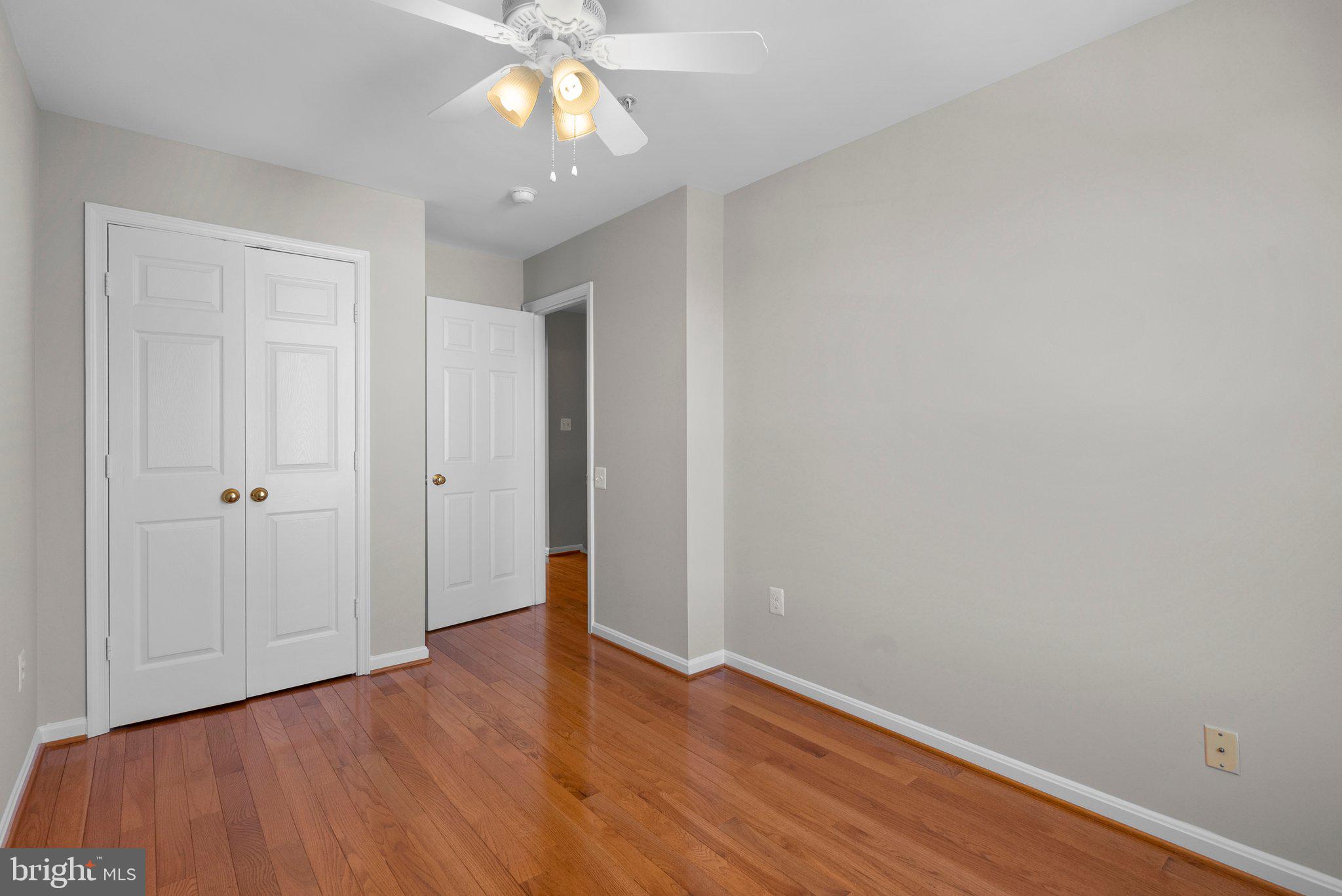 KINGSVIEW VILLAGE - Residential