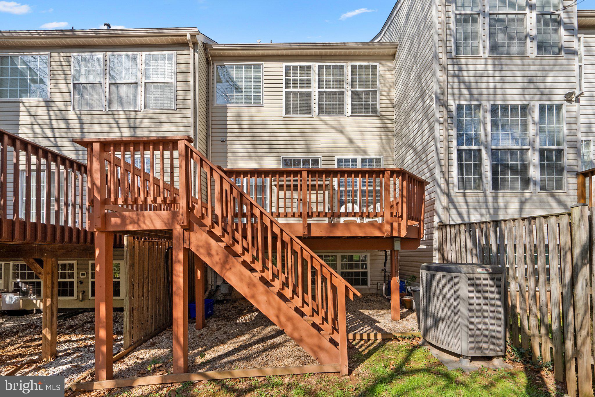 KINGSVIEW VILLAGE - Residential