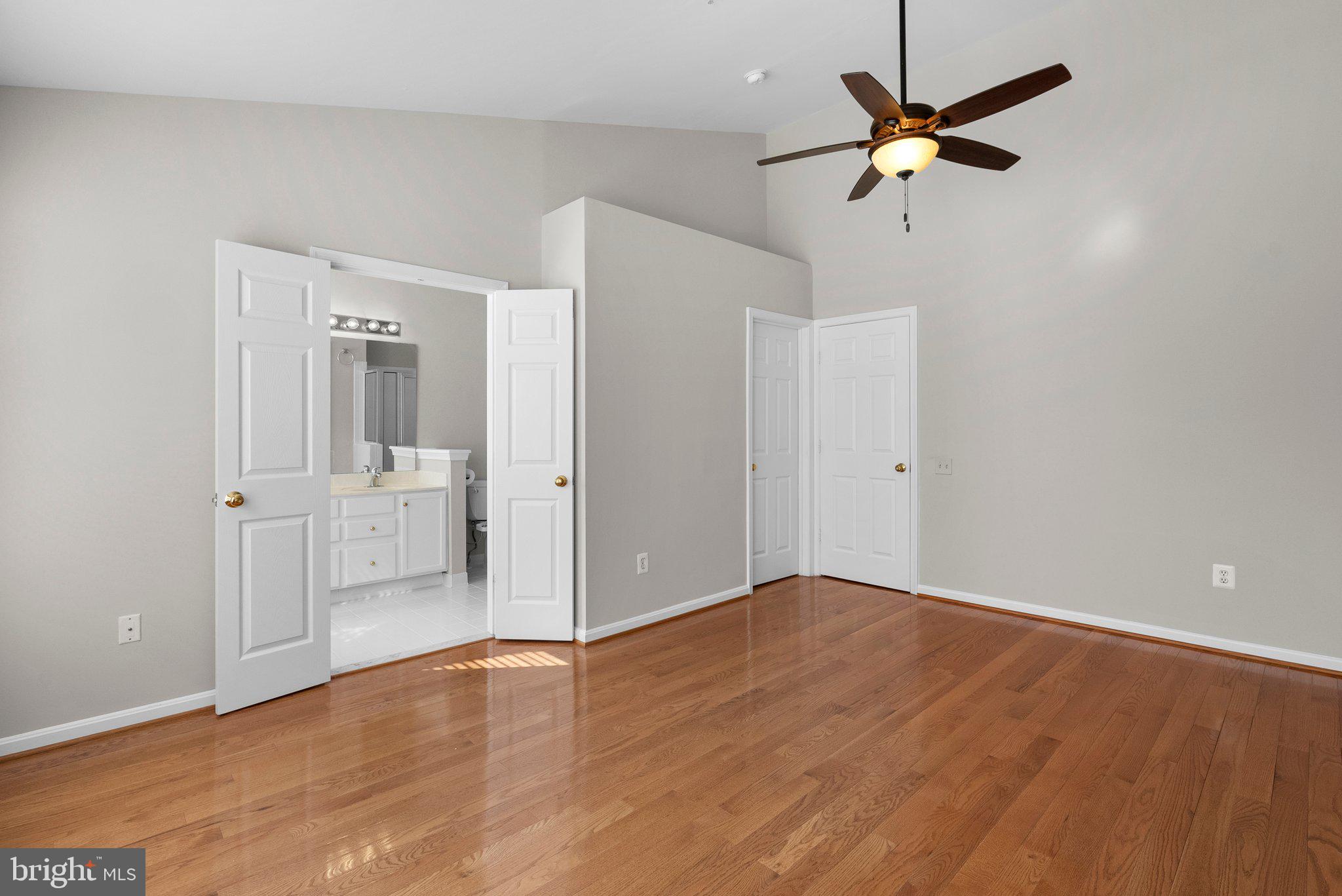 KINGSVIEW VILLAGE - Residential