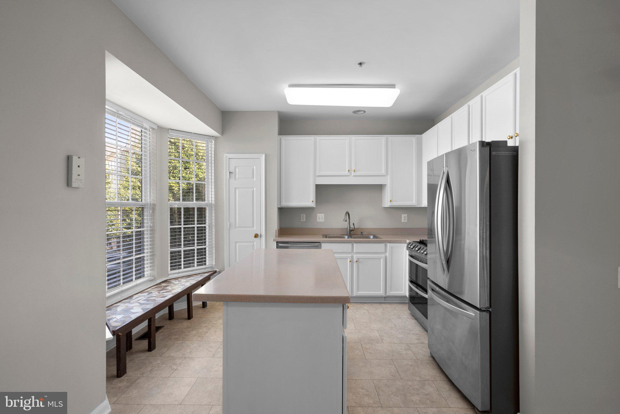 KINGSVIEW VILLAGE - Residential