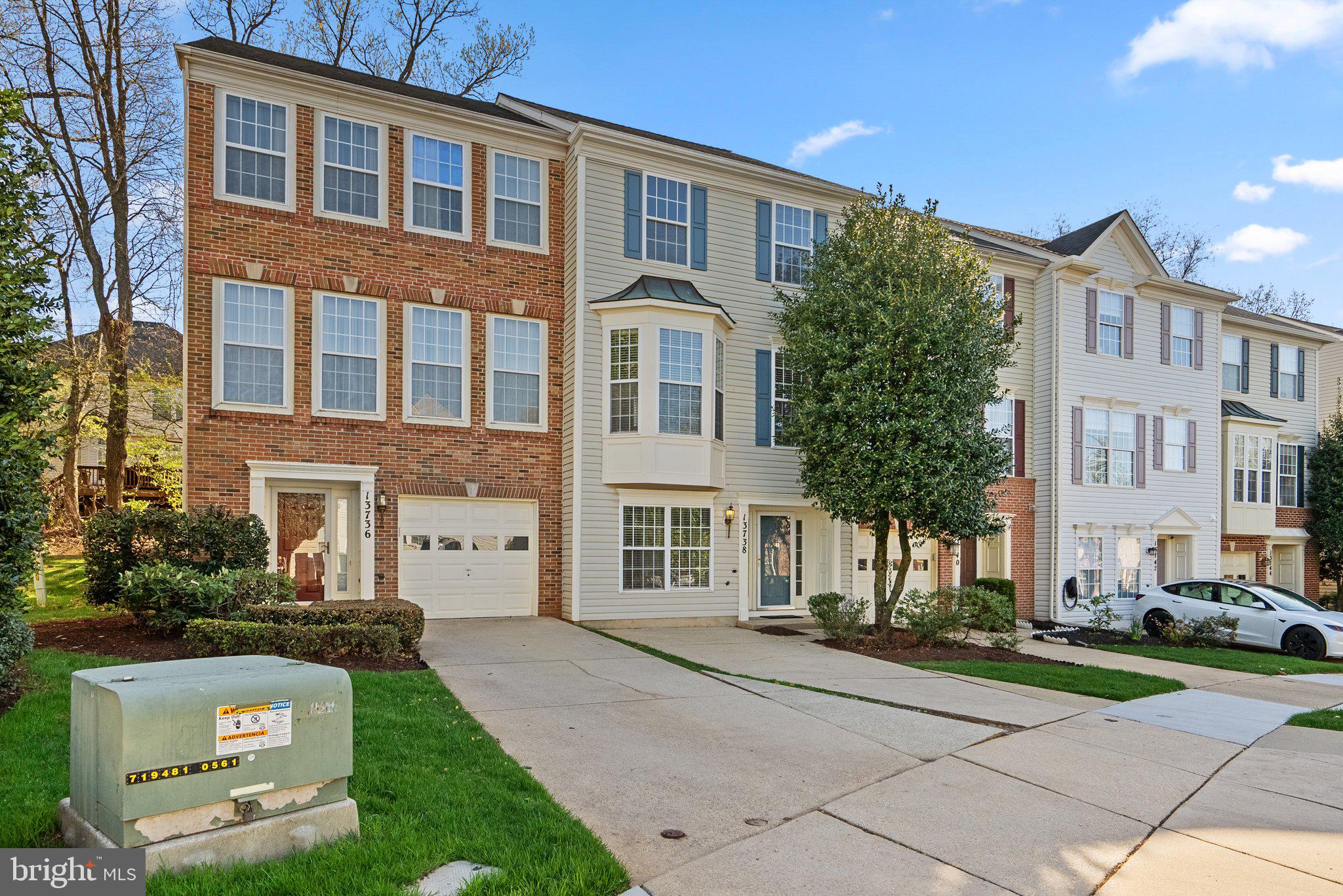 KINGSVIEW VILLAGE - Residential