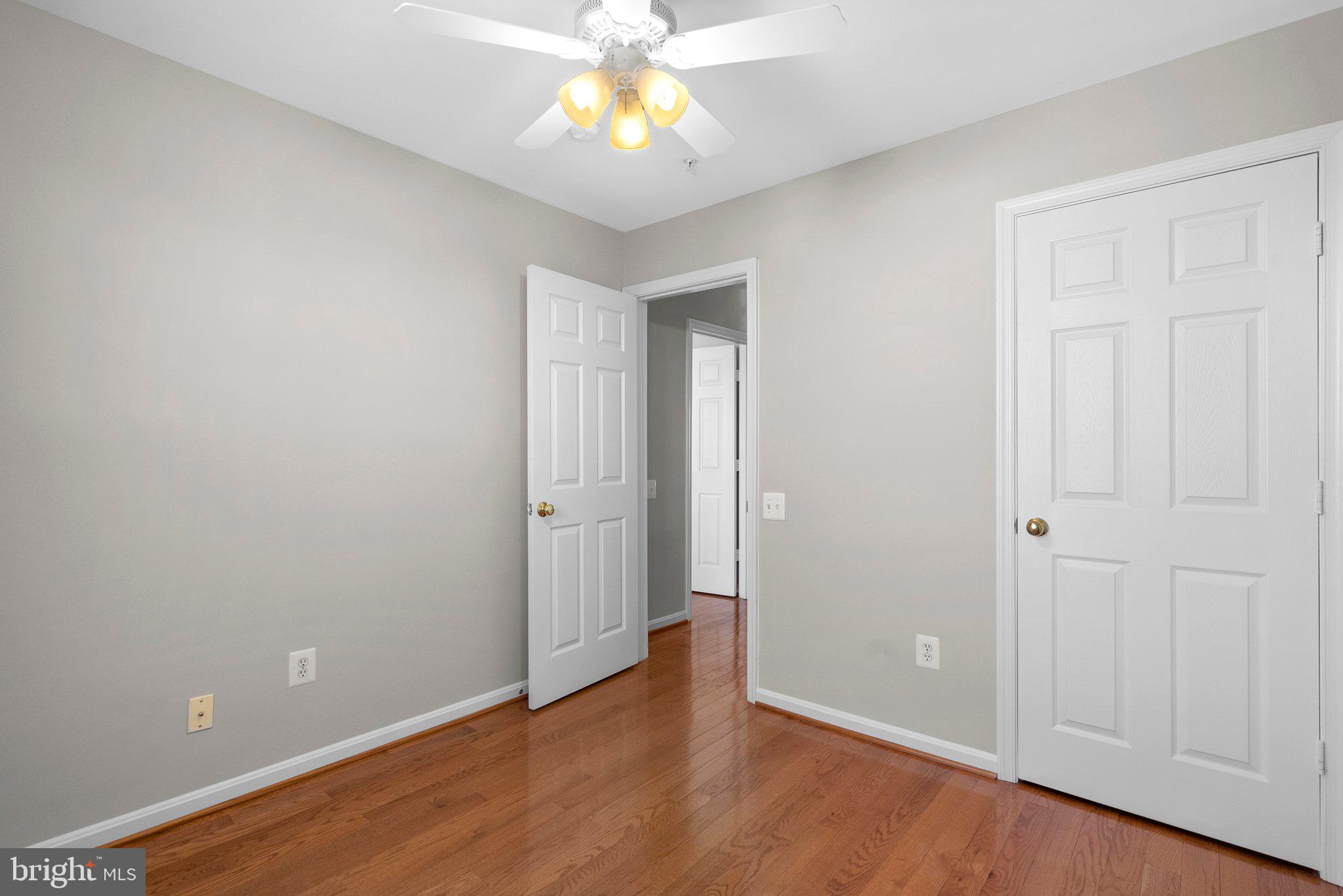 KINGSVIEW VILLAGE - Residential