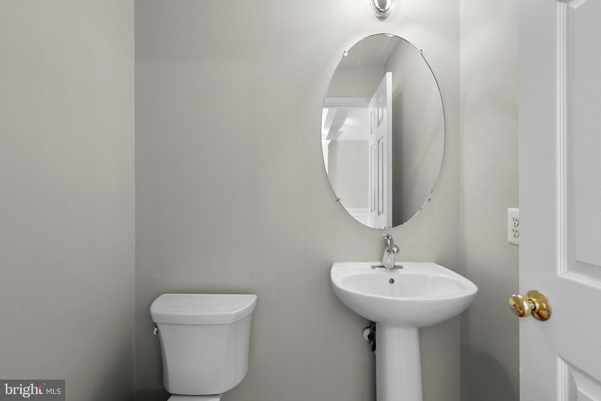 KINGSVIEW VILLAGE - Residential