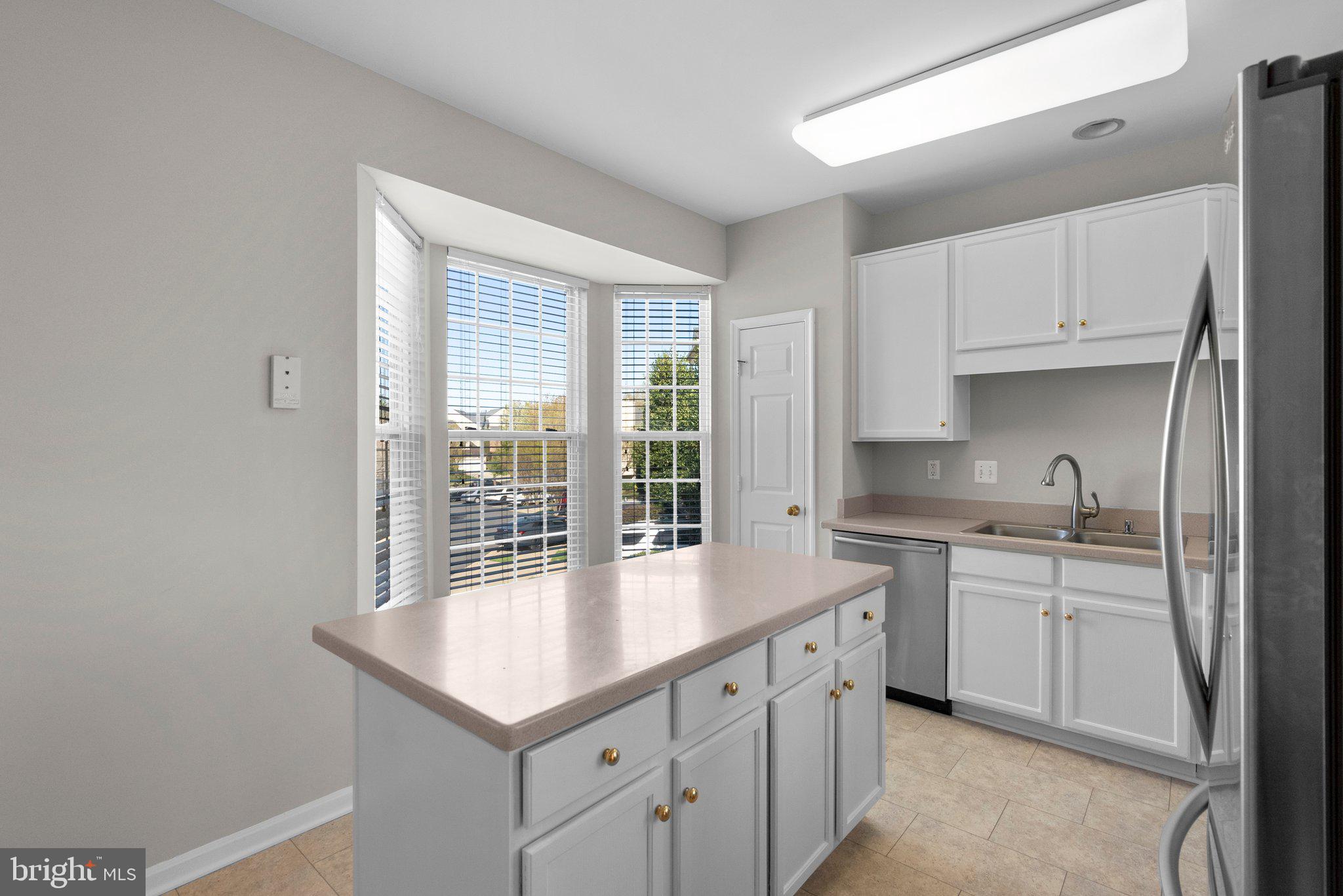 KINGSVIEW VILLAGE - Residential