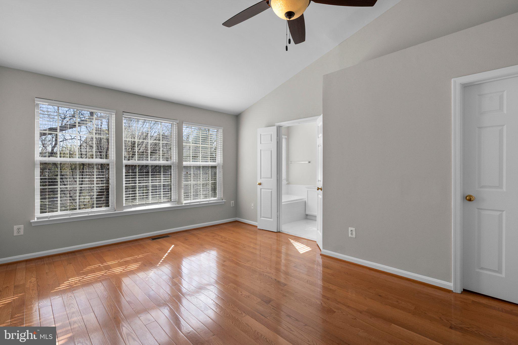 KINGSVIEW VILLAGE - Residential