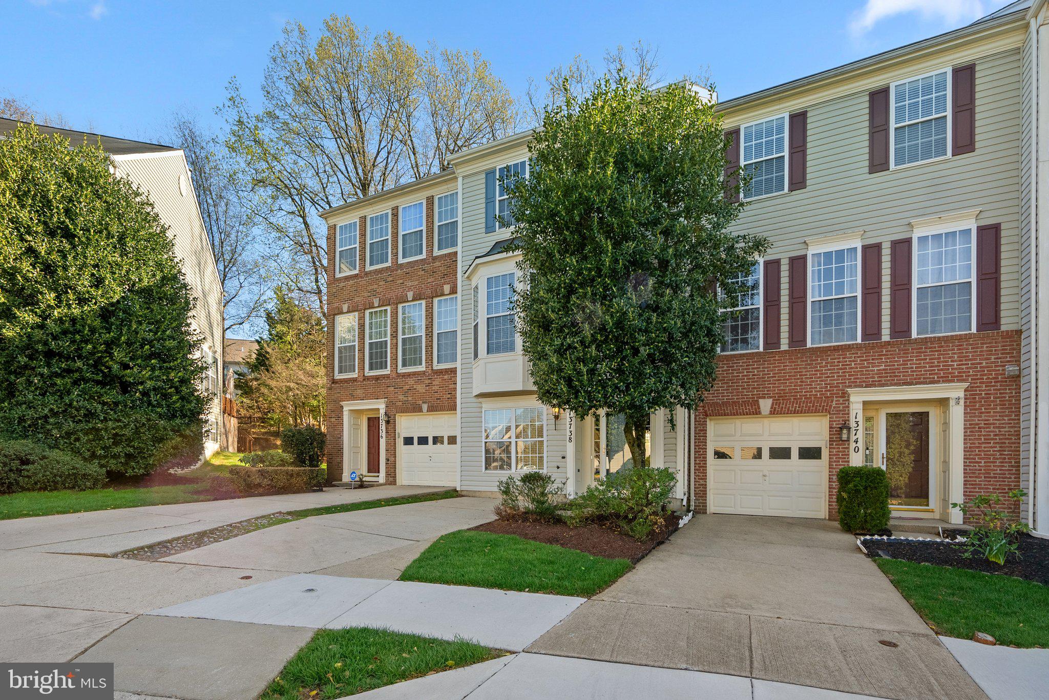 KINGSVIEW VILLAGE - Residential