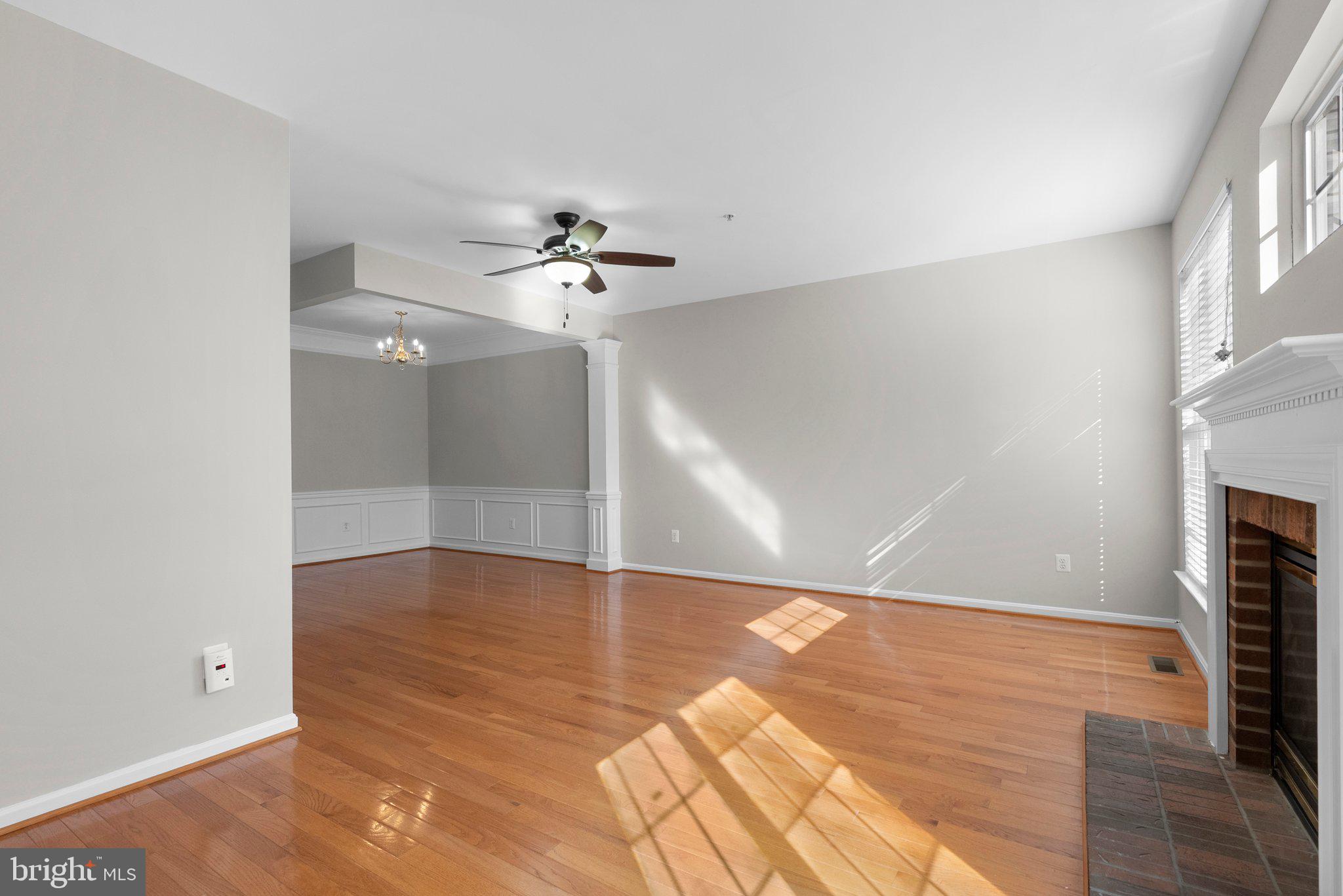 KINGSVIEW VILLAGE - Residential