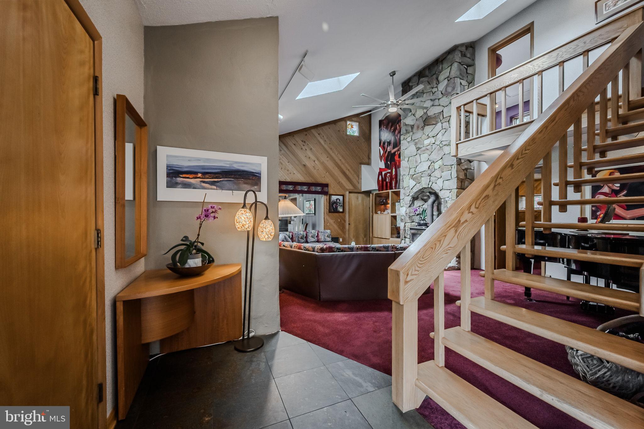 MORGAN HOLLOW - Residential