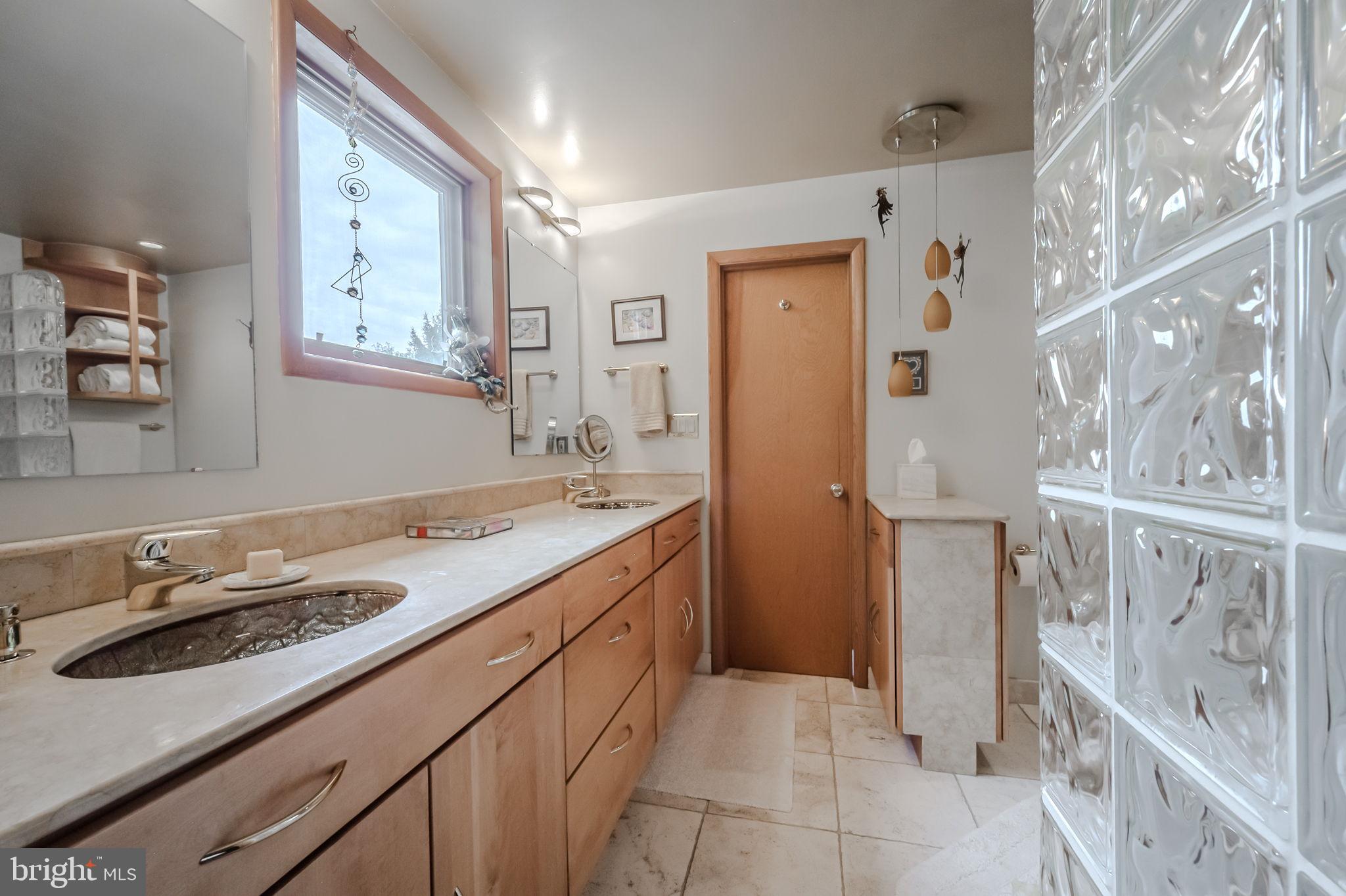 MORGAN HOLLOW - Residential