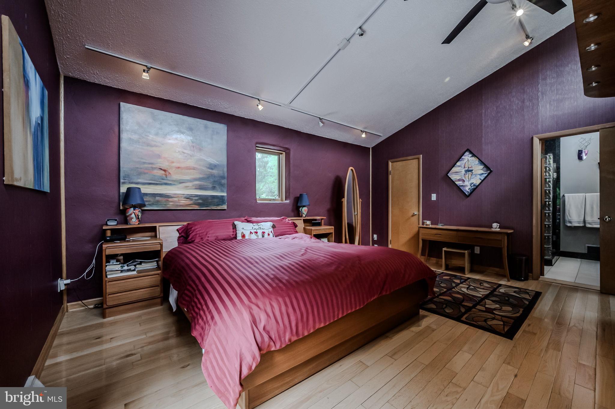 MORGAN HOLLOW - Residential