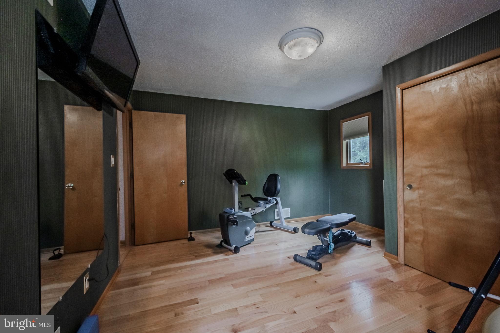 MORGAN HOLLOW - Residential