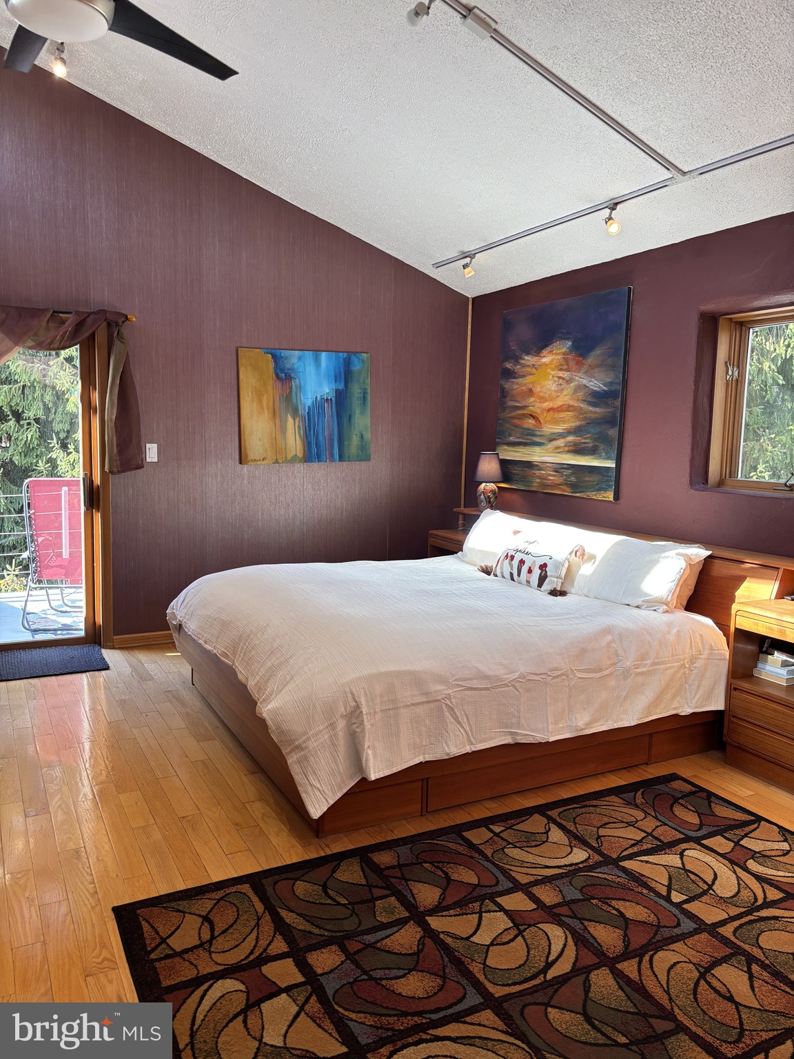 MORGAN HOLLOW - Residential