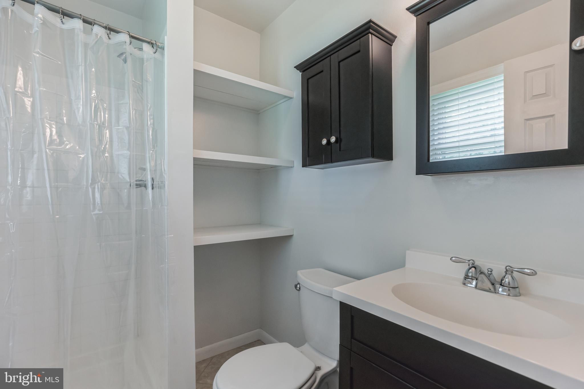 BRETON BAY ESTATES - Residential