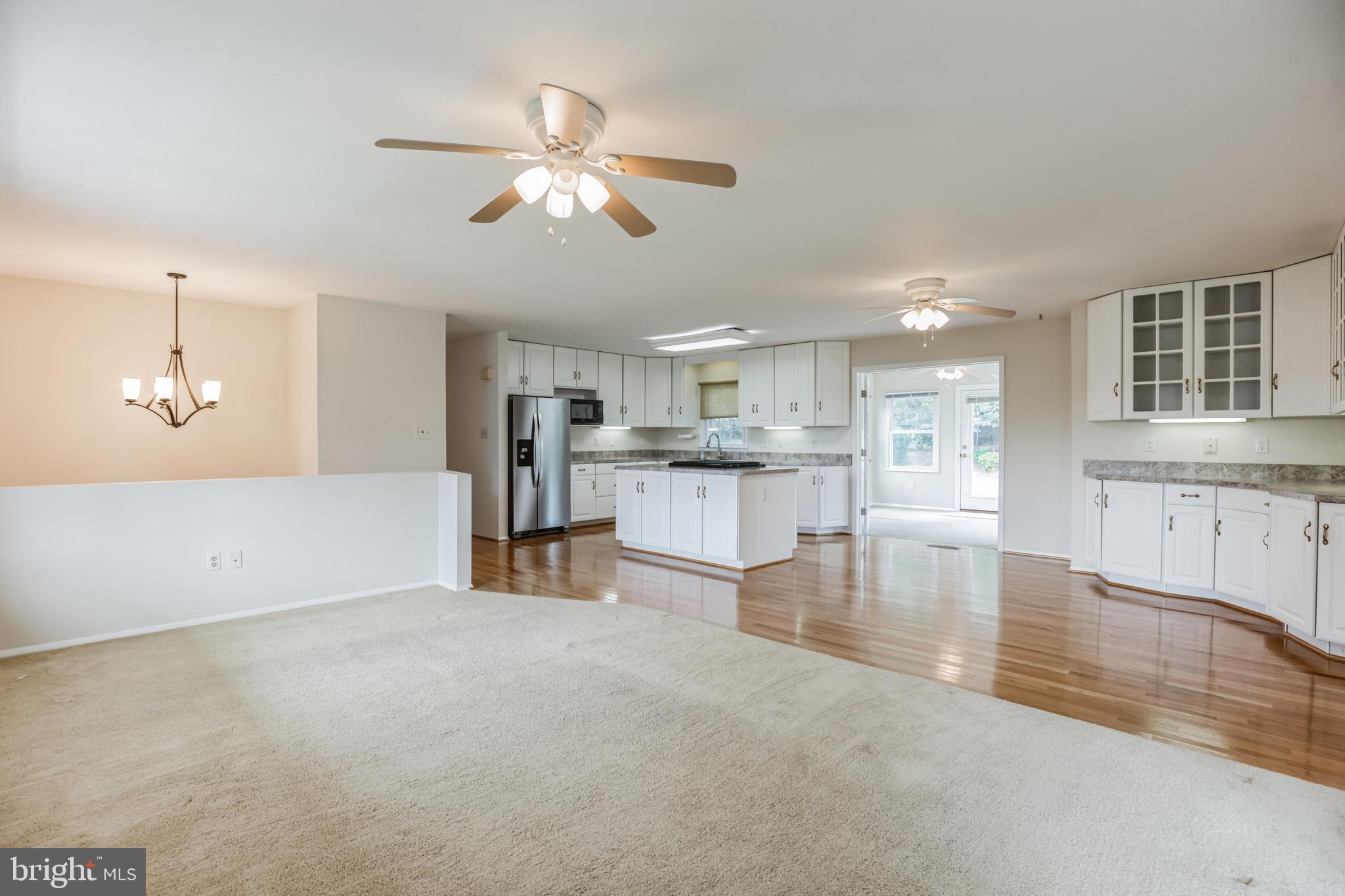 BRETON BAY ESTATES - Residential