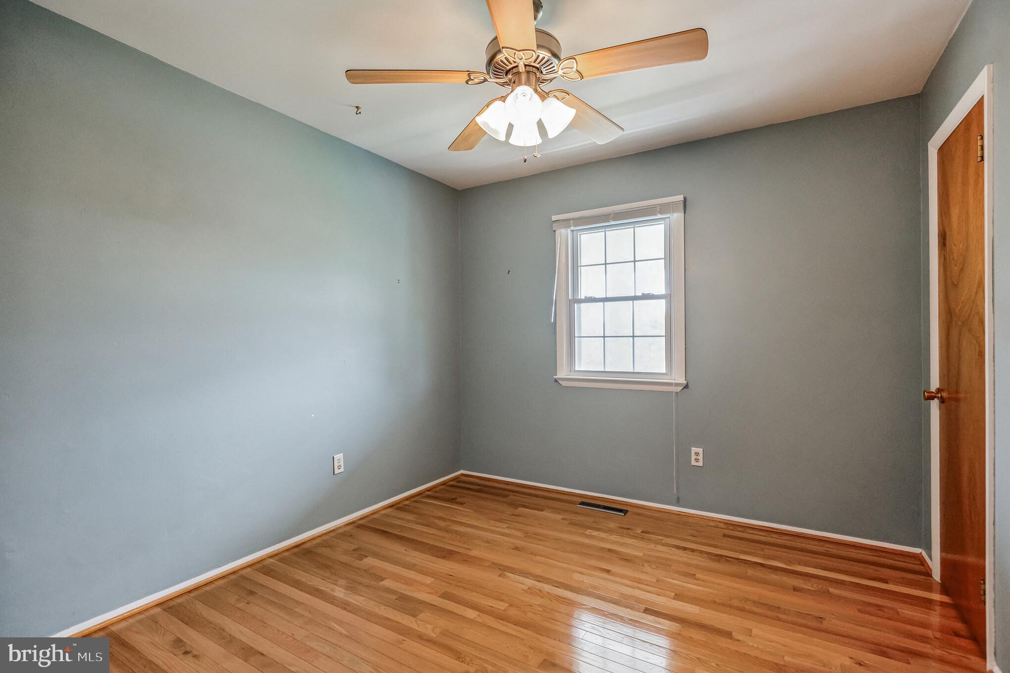 BRETON BAY ESTATES - Residential