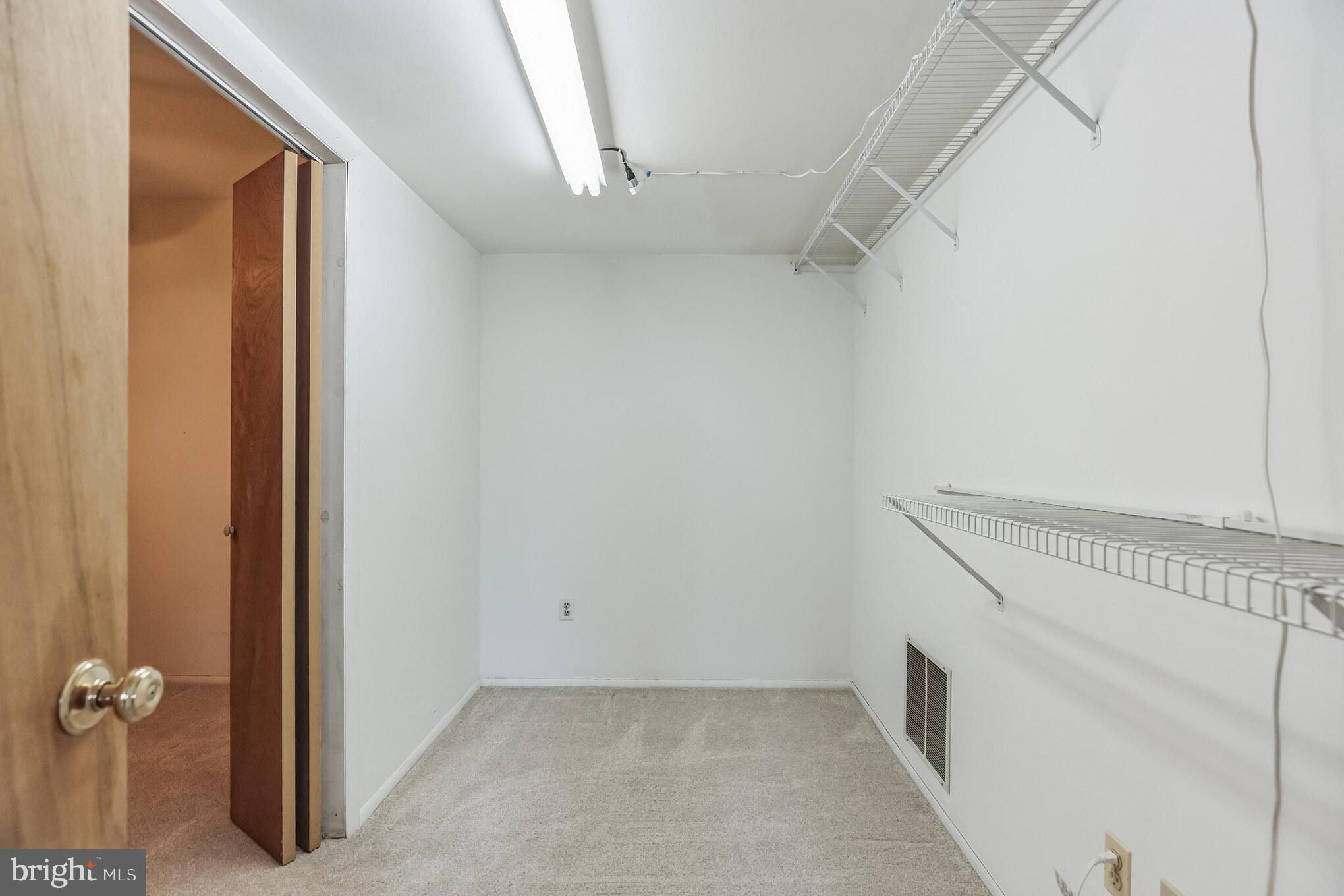 BRETON BAY ESTATES - Residential