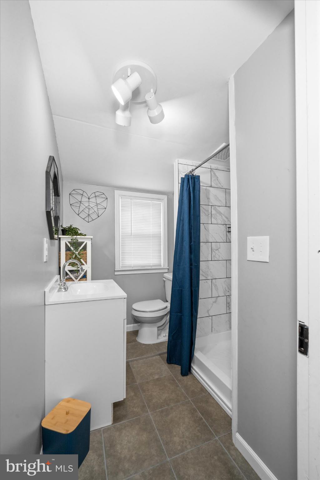 MIDVALE - Residential