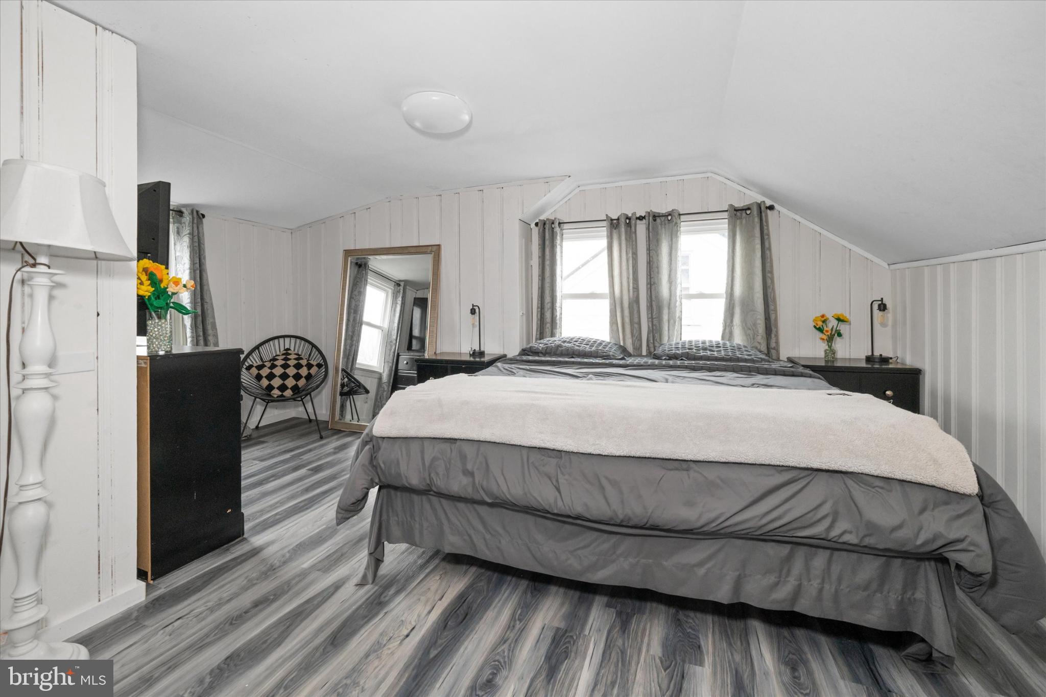 MIDVALE - Residential