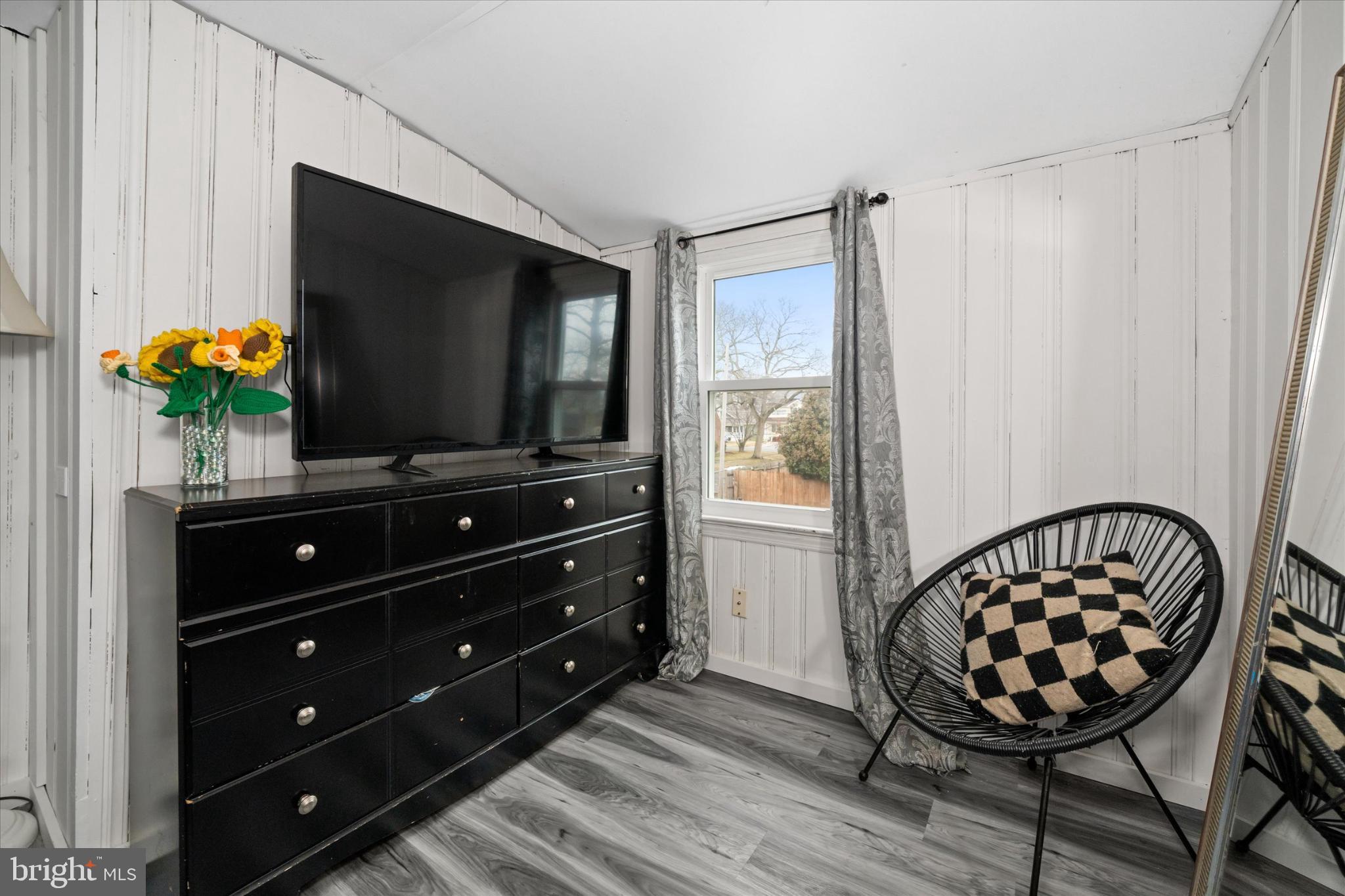 MIDVALE - Residential