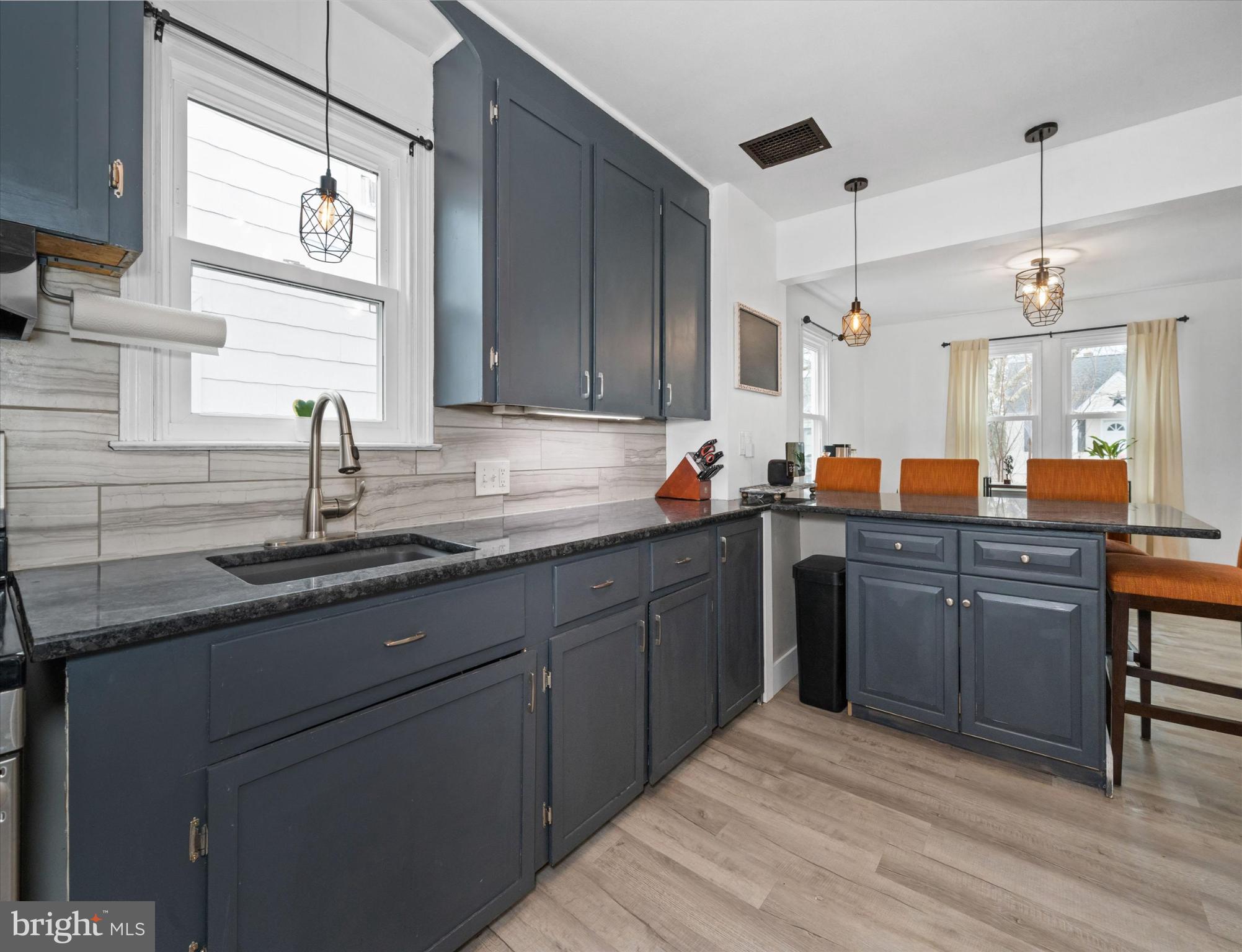 MIDVALE - Residential