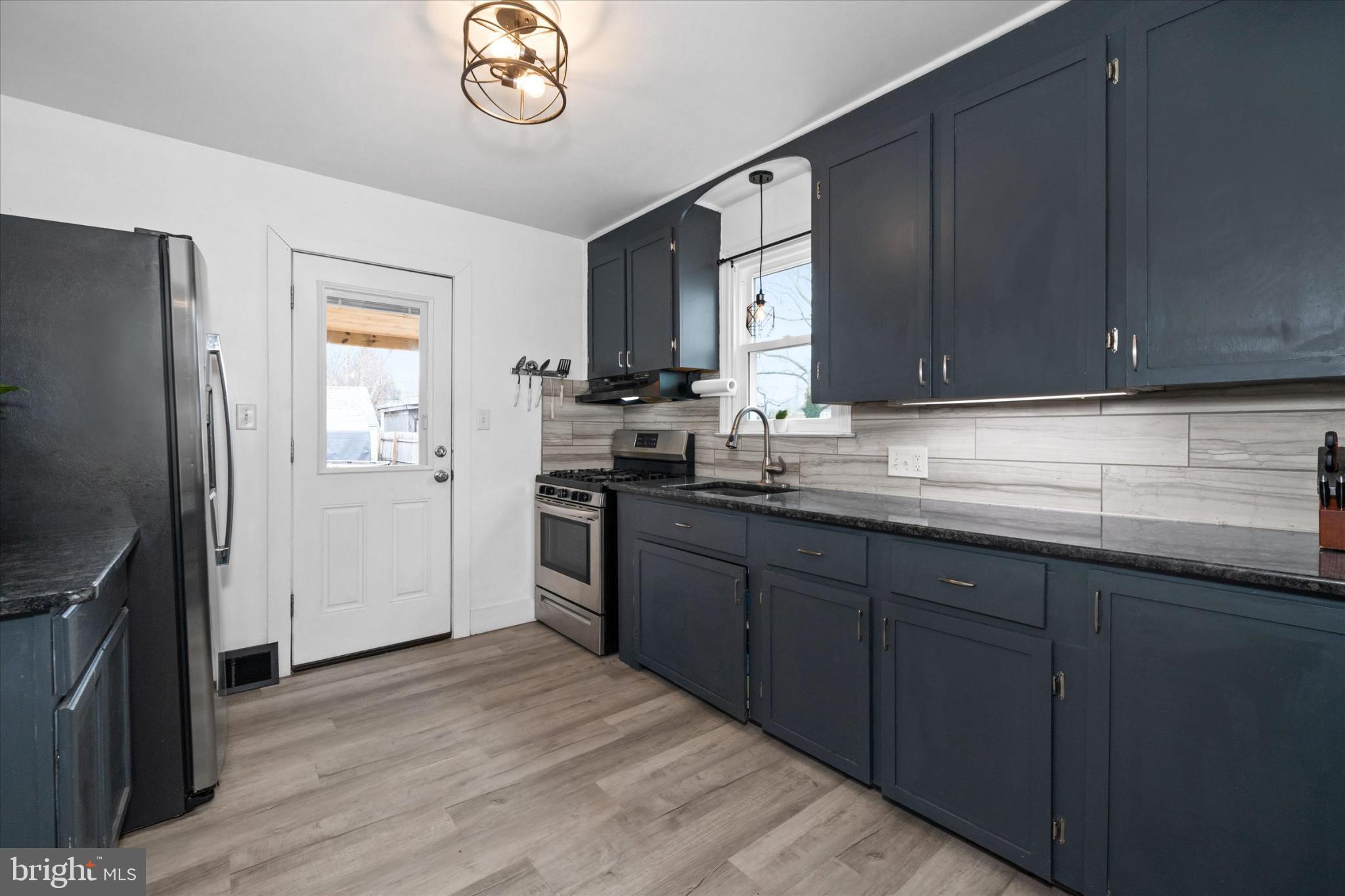 MIDVALE - Residential