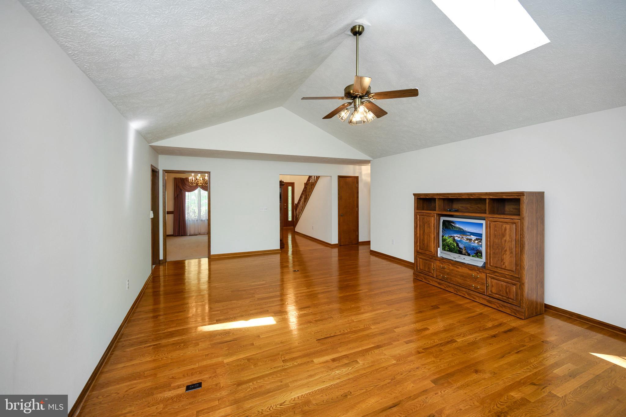 LAKE OF THE WOODS - Residential