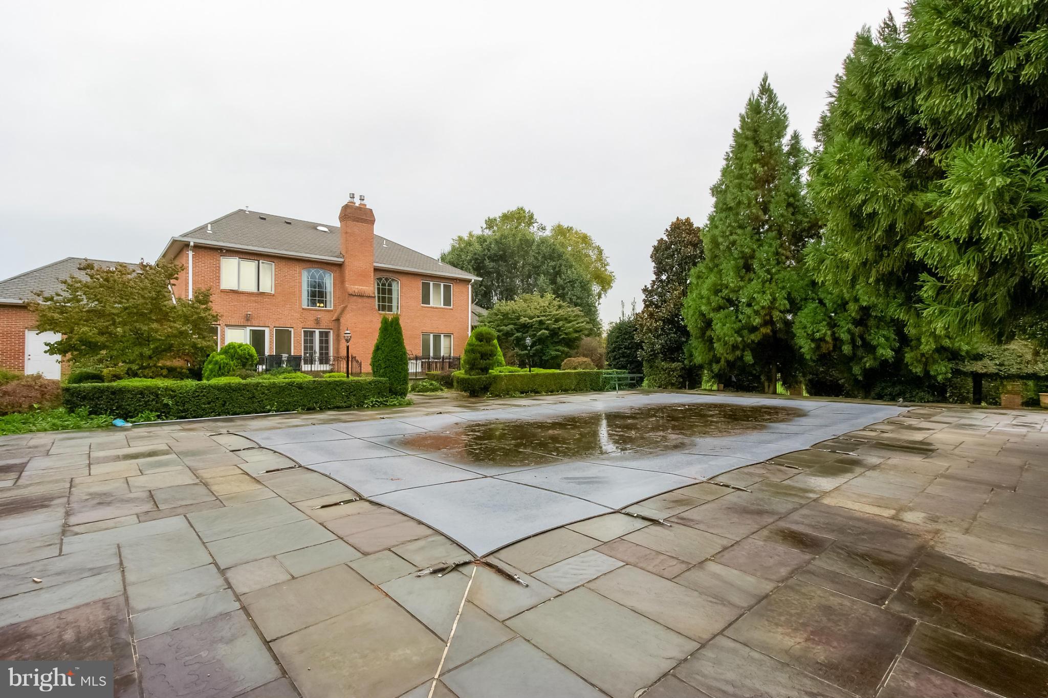 GRANBY WOODS - Residential