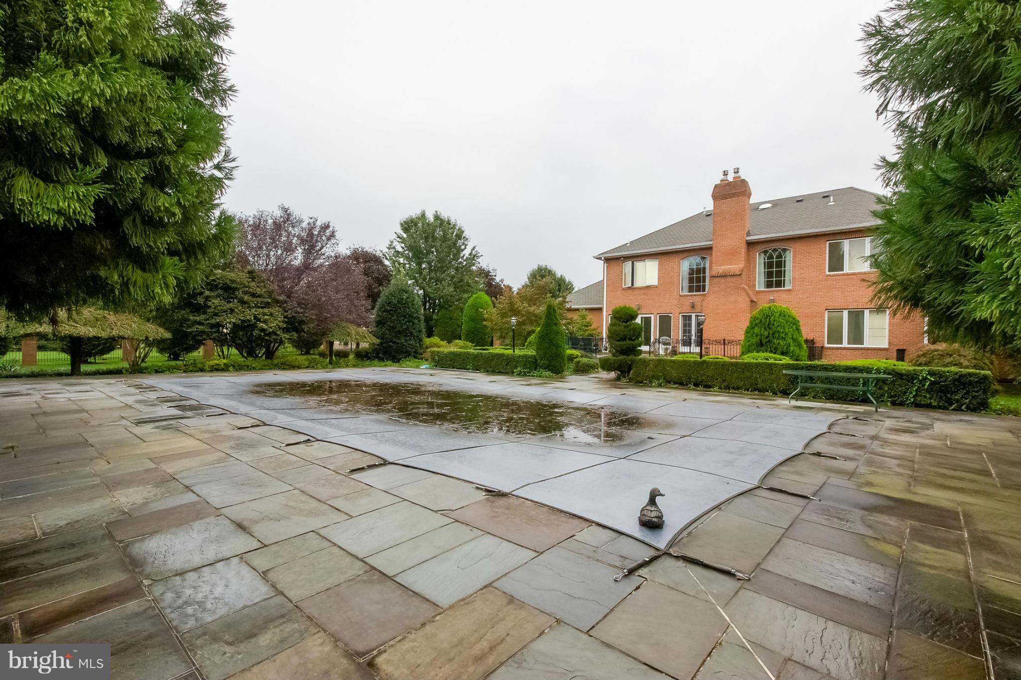 GRANBY WOODS - Residential