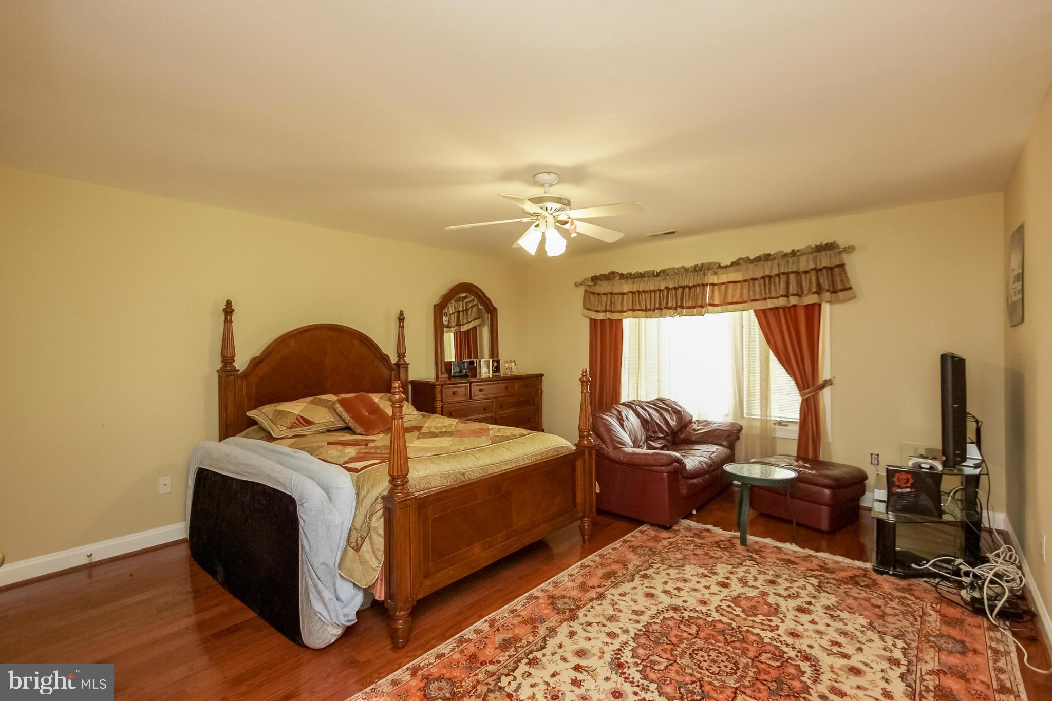 GRANBY WOODS - Residential