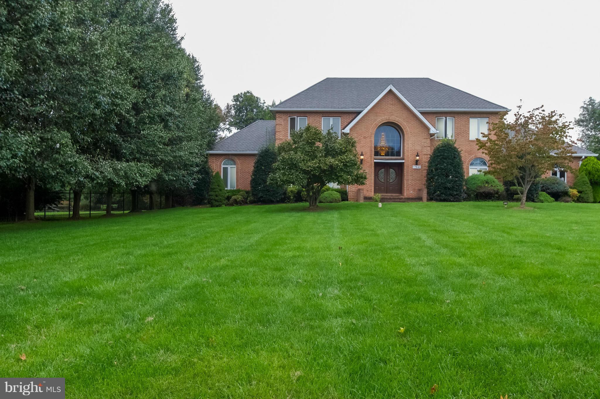 GRANBY WOODS - Residential