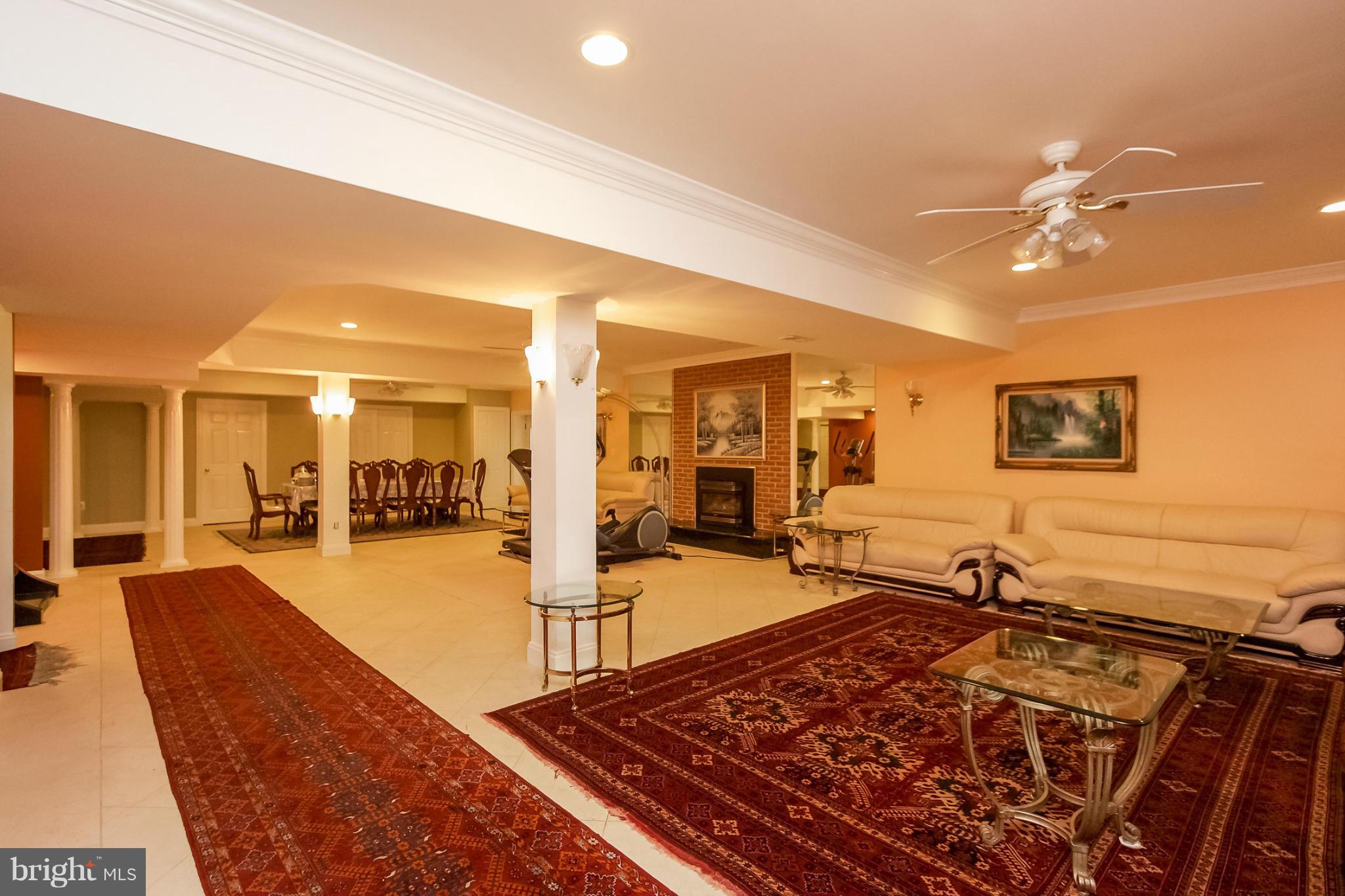 GRANBY WOODS - Residential