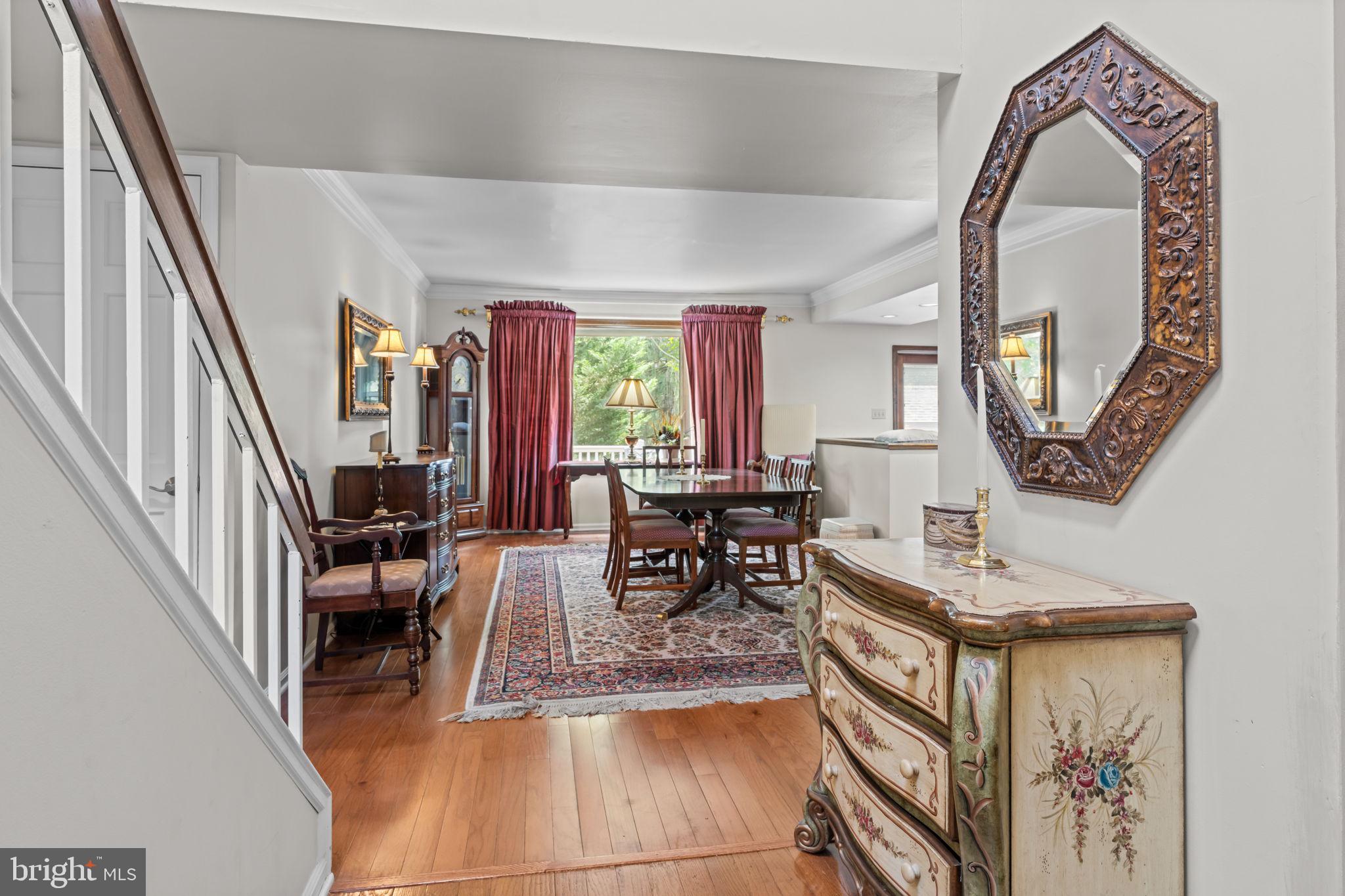 28 AVERSTONE COURT