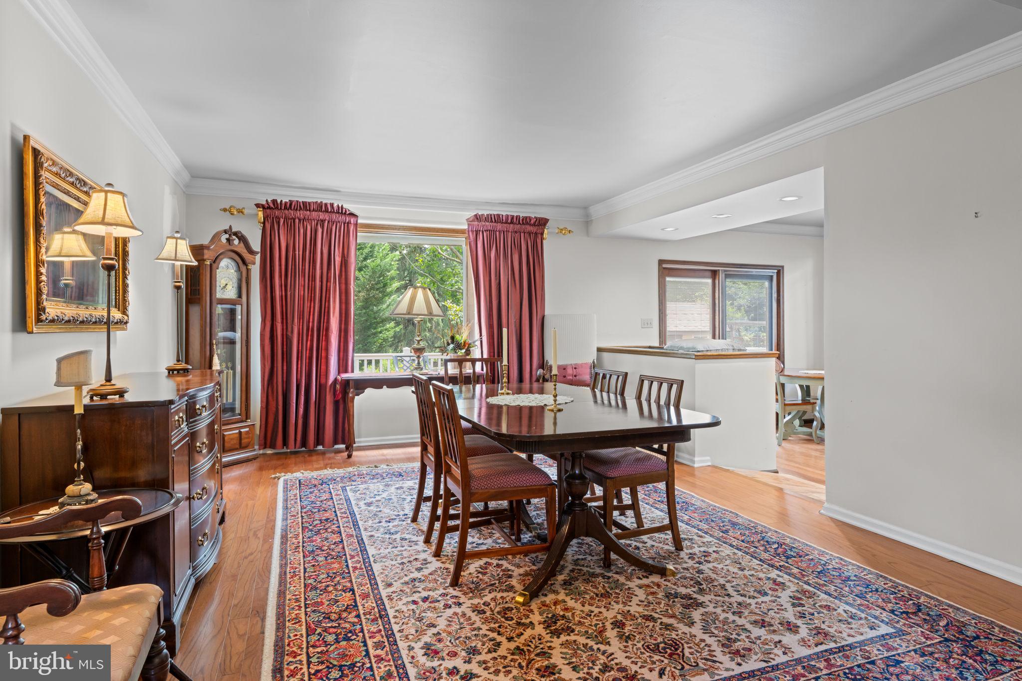 28 AVERSTONE COURT