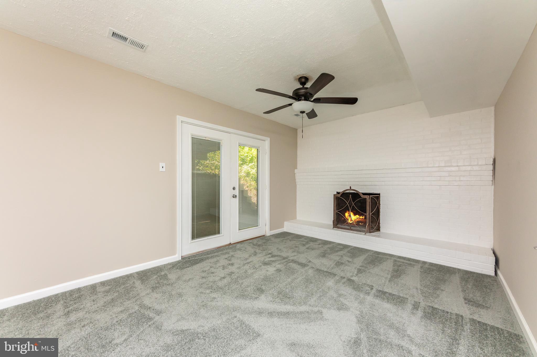 HICKORY RIDGE - Residential