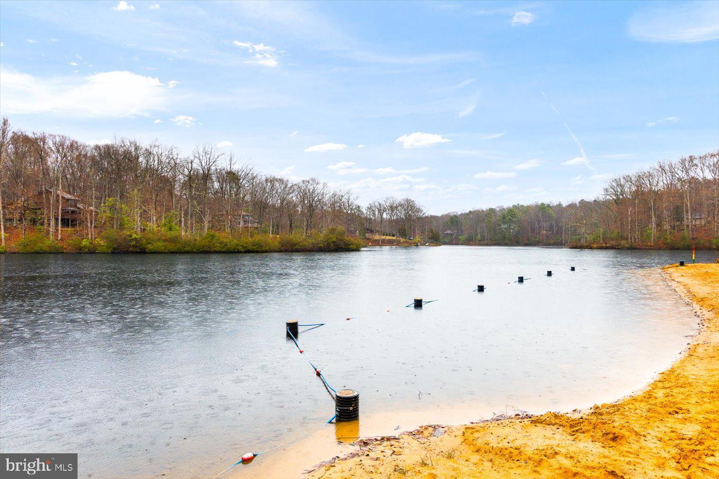 PRESIDENTIAL LAKES - Residential