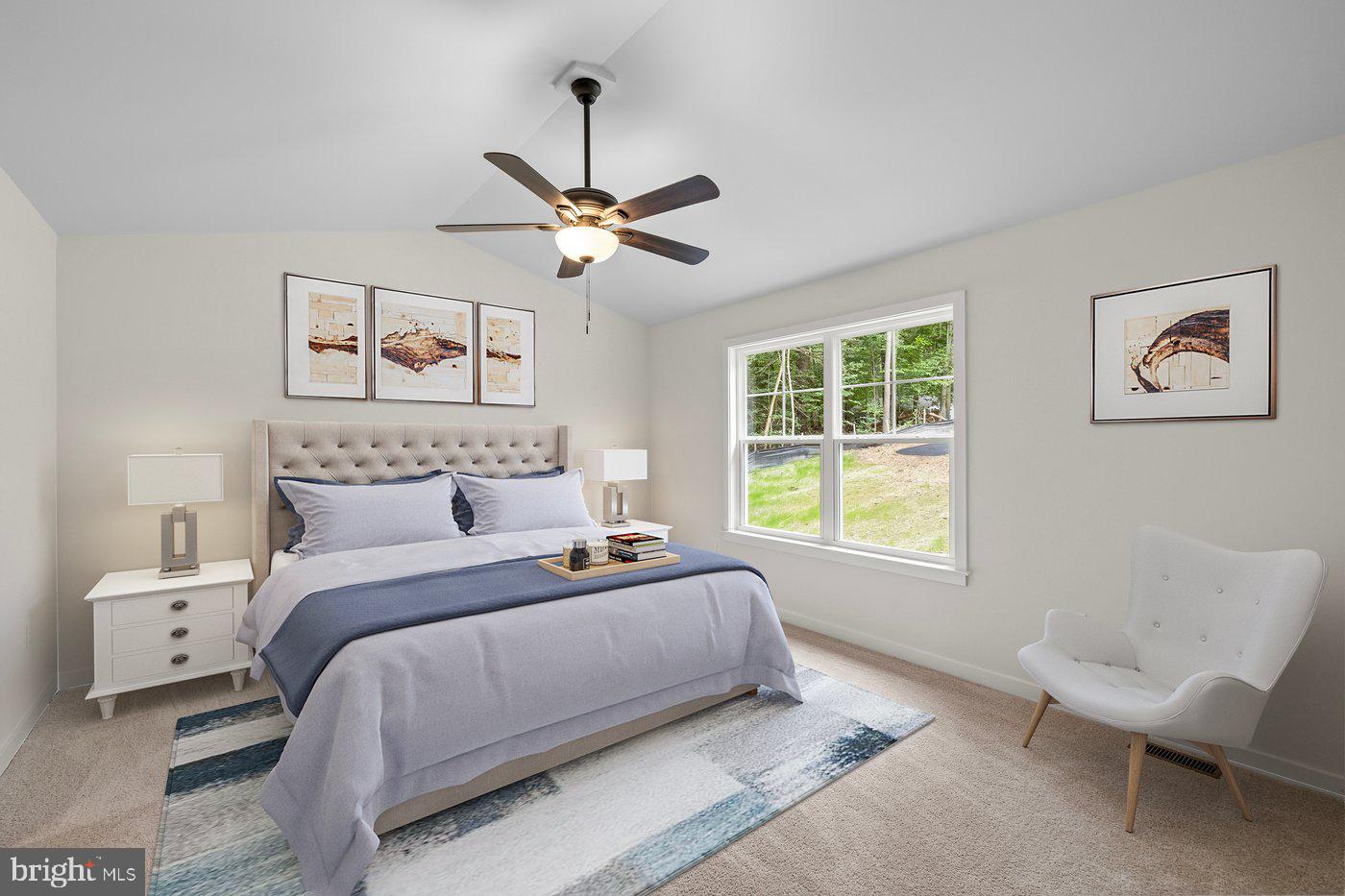 PRESIDENTIAL LAKES - Residential