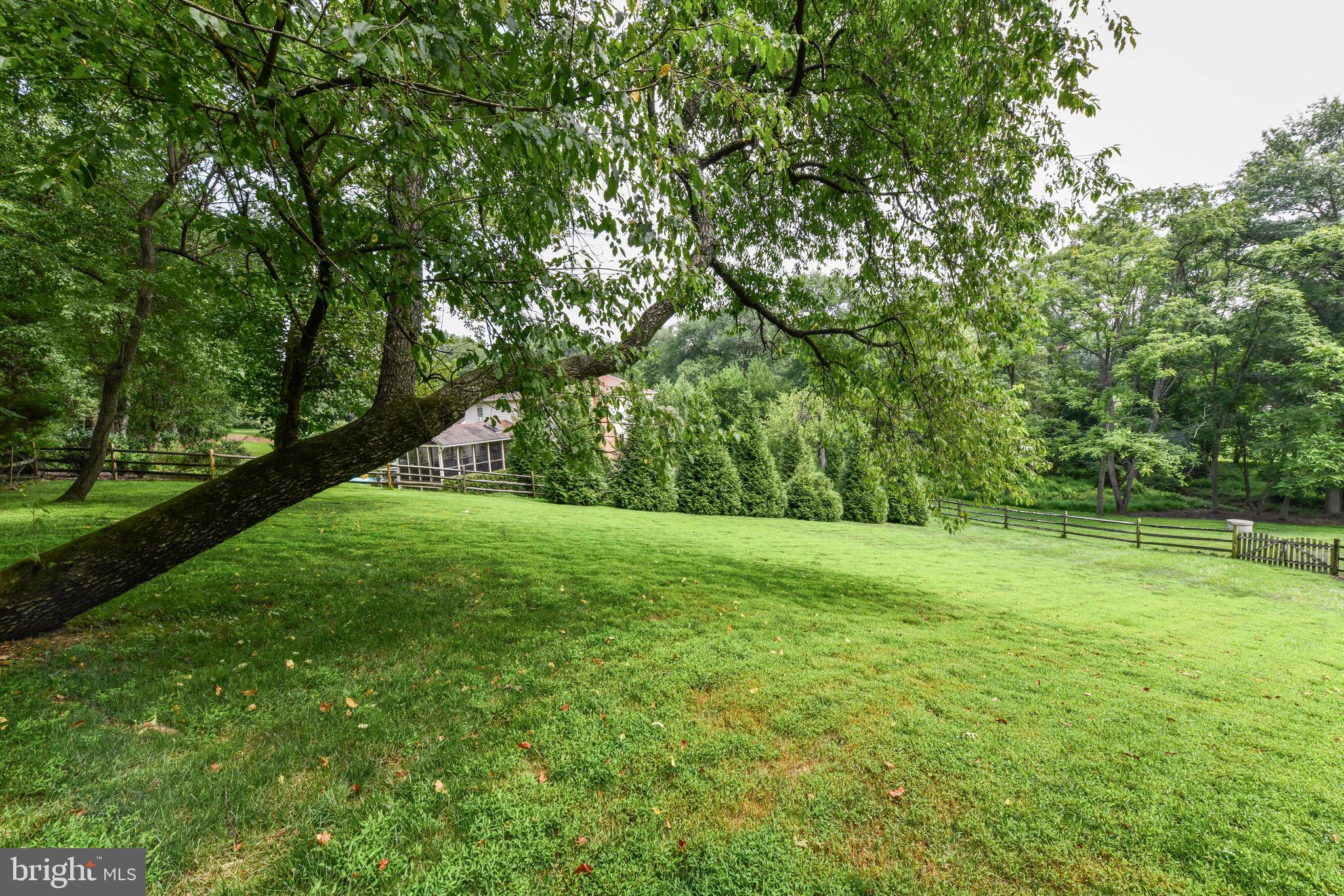 HICKORY CREEK - Residential