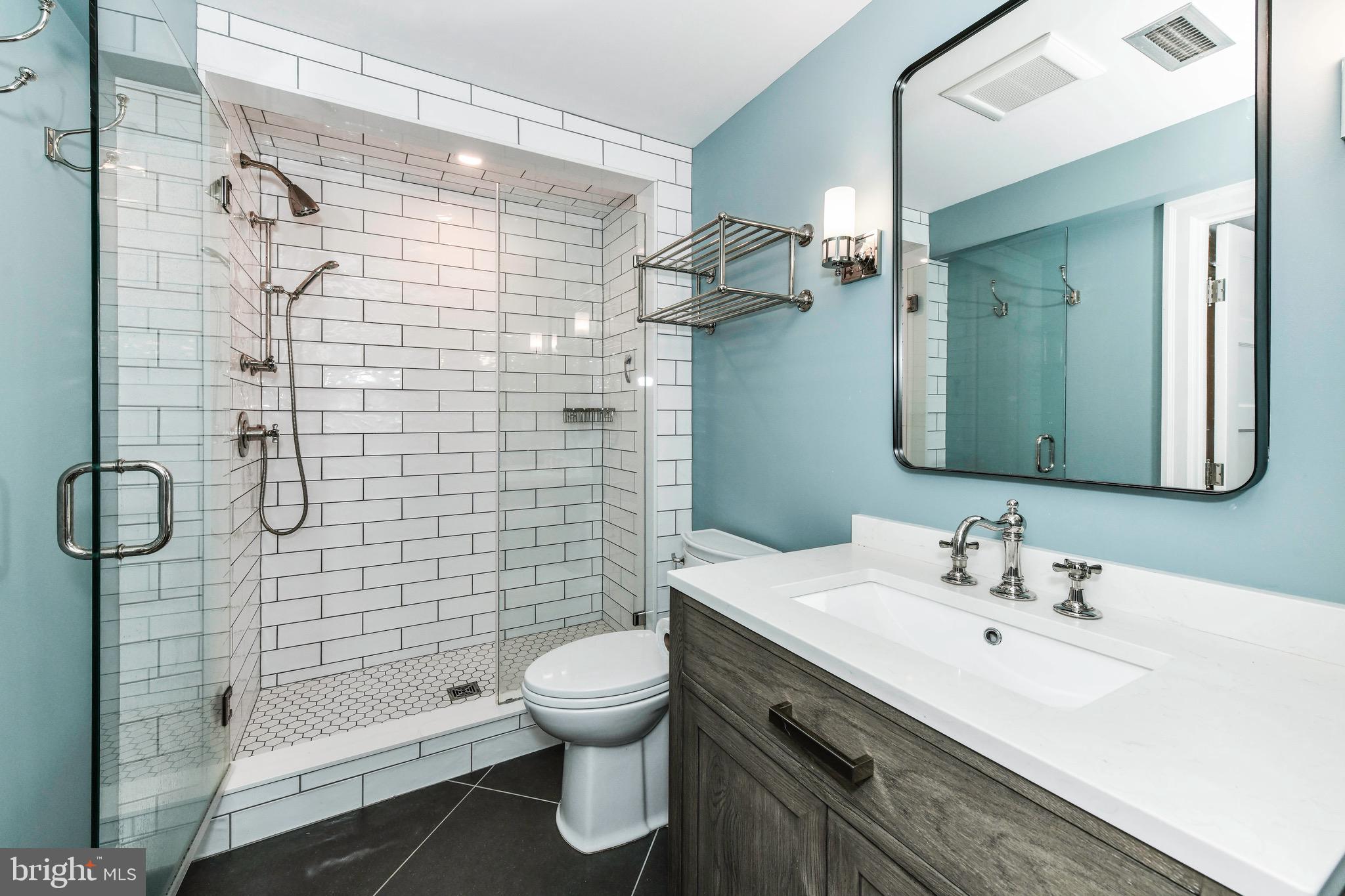 HICKORY CREEK - Residential