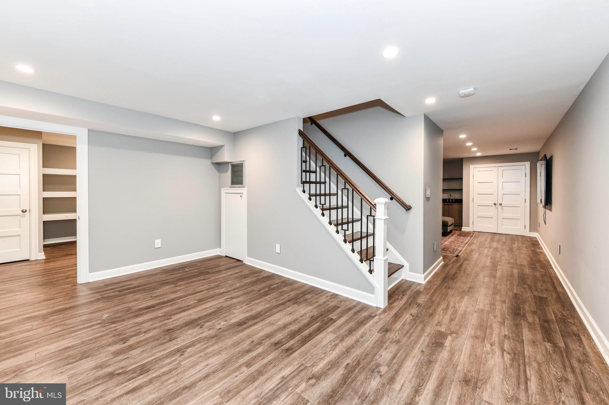 HICKORY CREEK - Residential