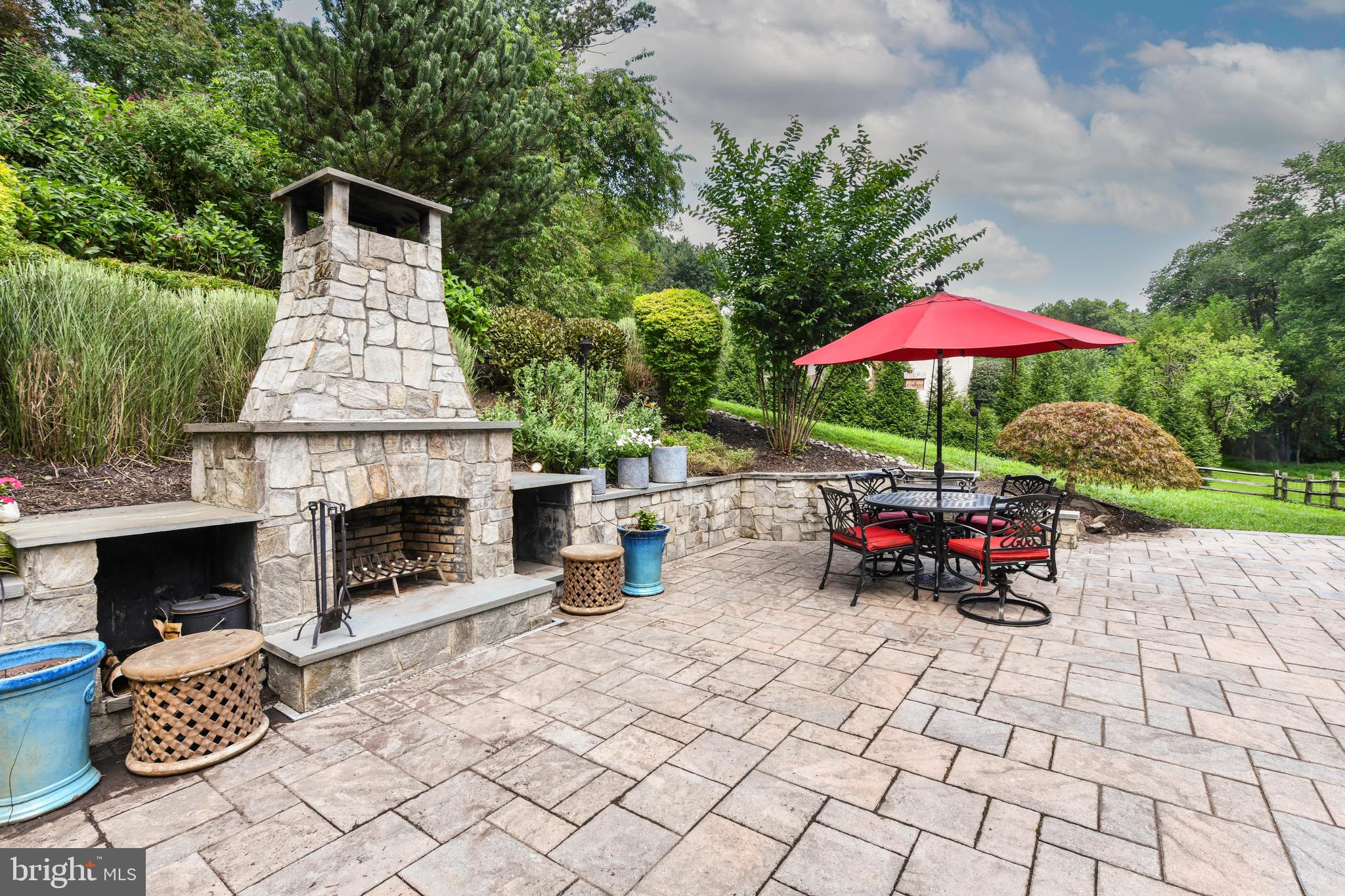 HICKORY CREEK - Residential